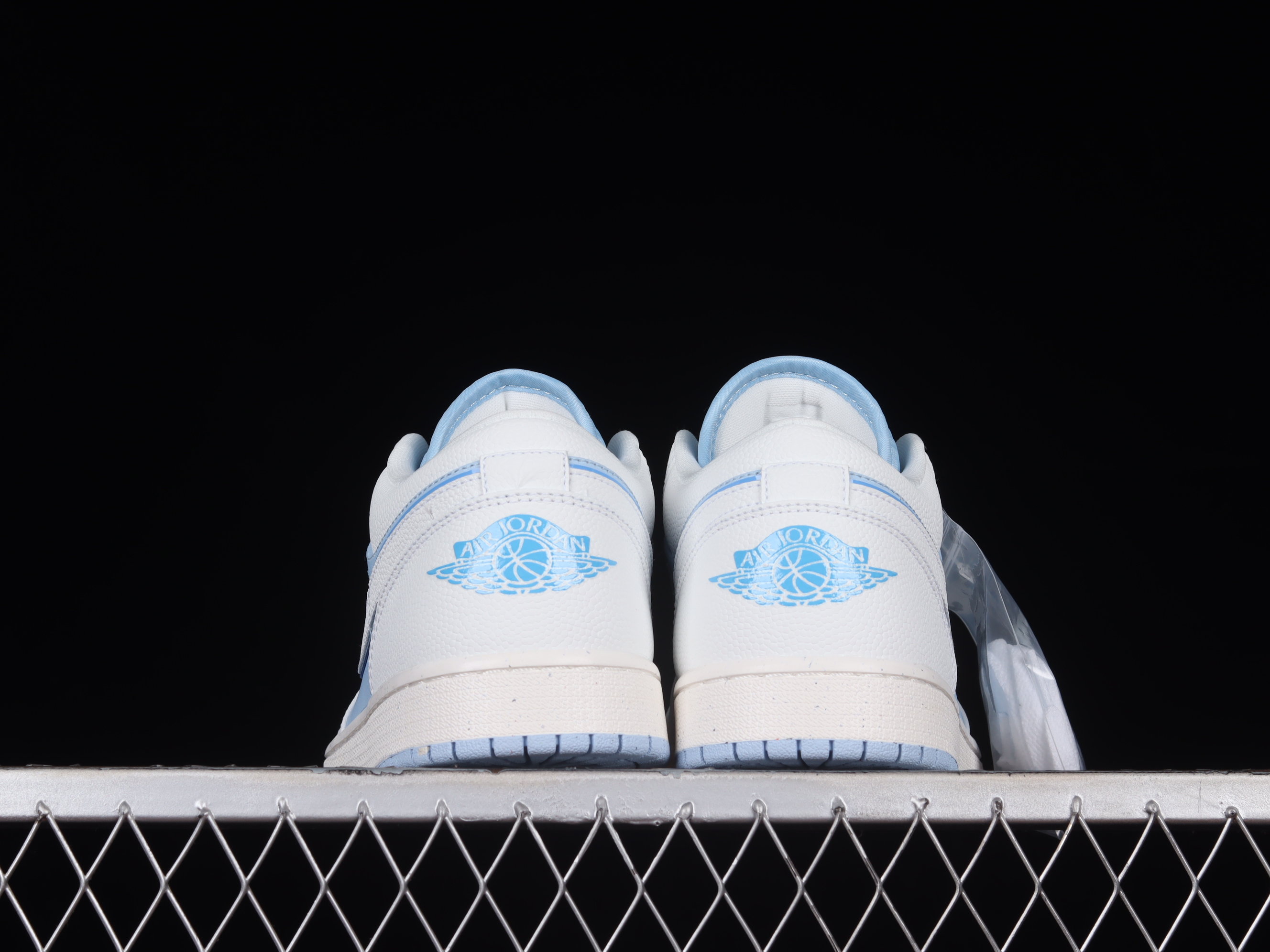 AJ1 low top