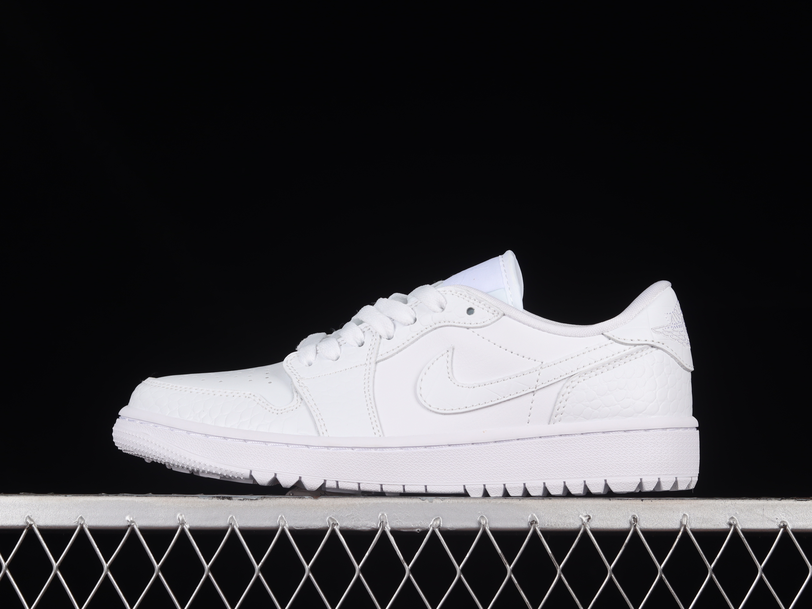 AJ1 low top