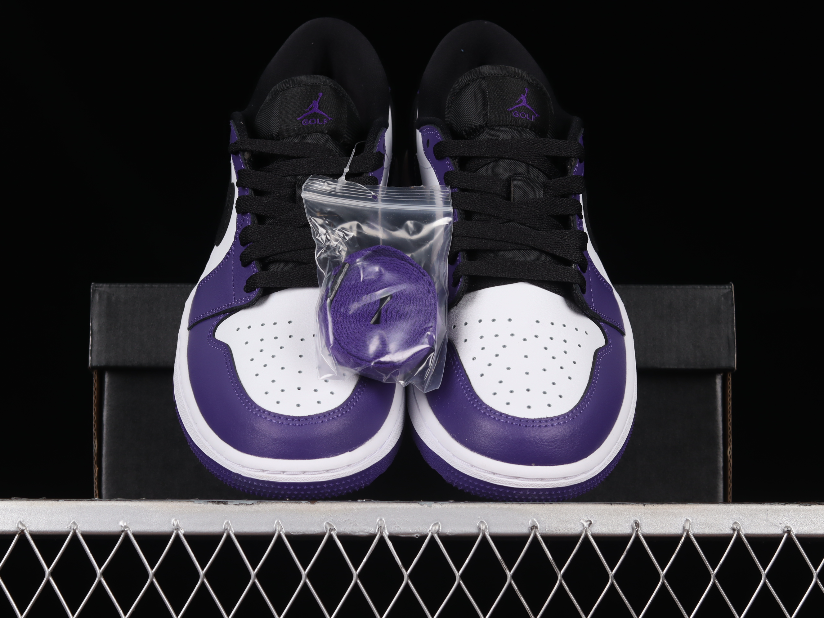 AJ1 low top