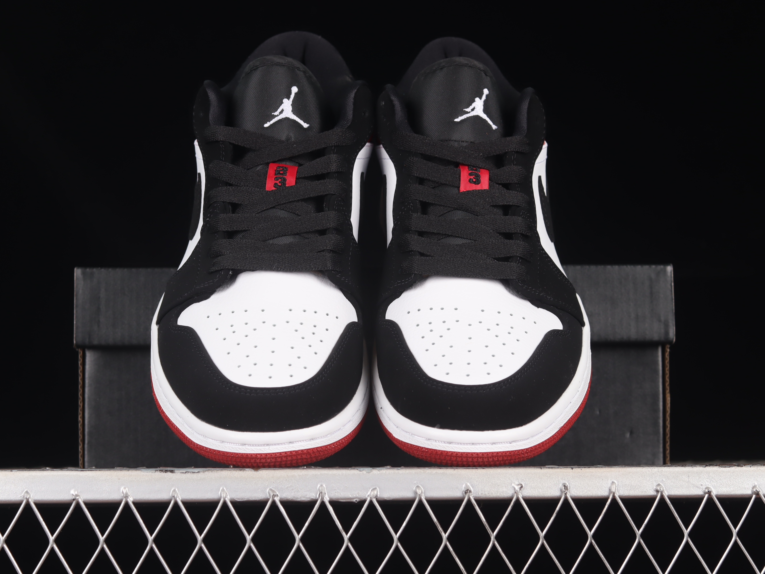 AJ1 low top