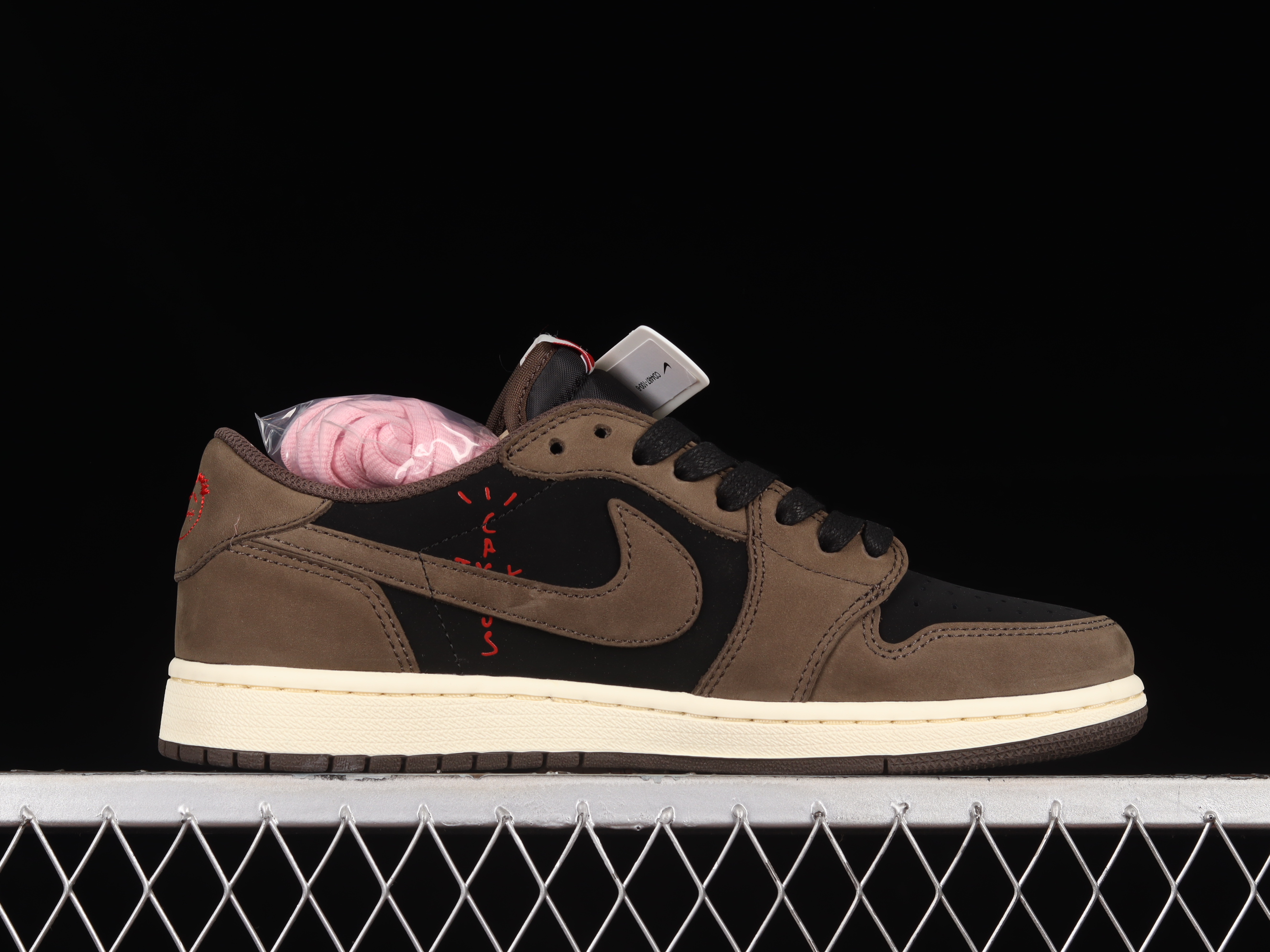 AJ1 low top