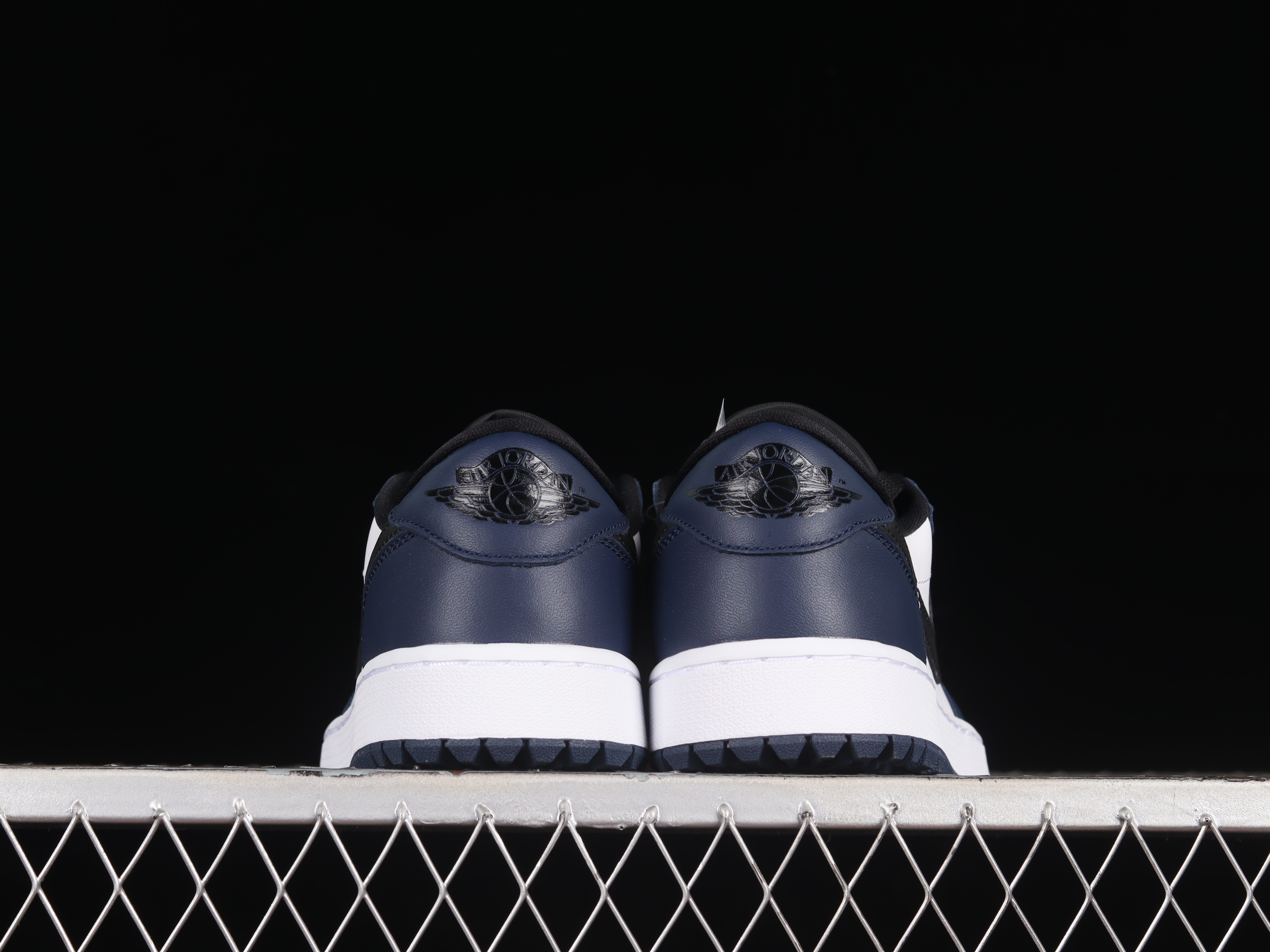 AJ1 low top