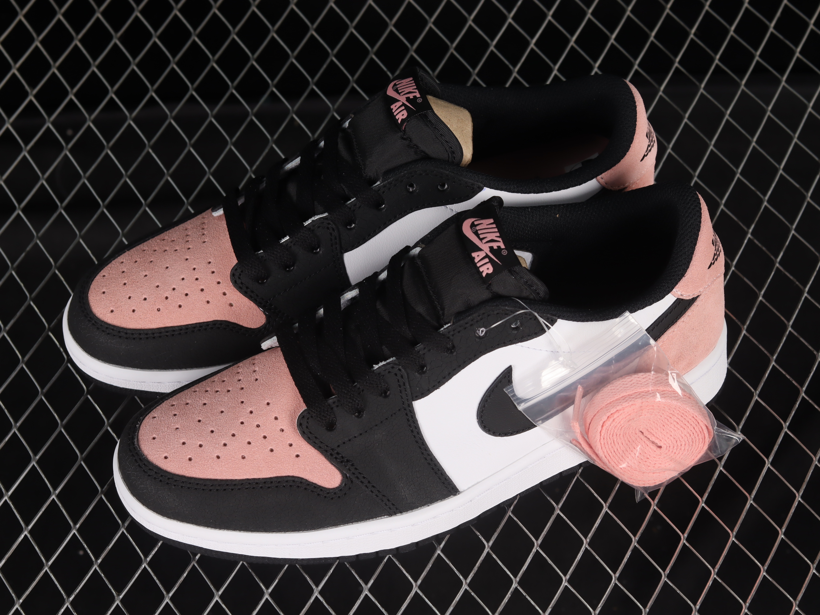AJ1 low top