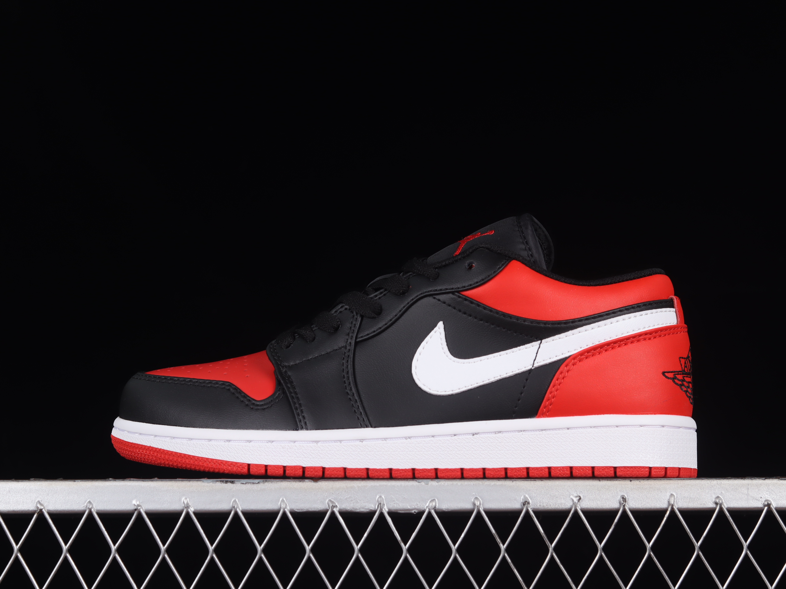 AJ1 low top