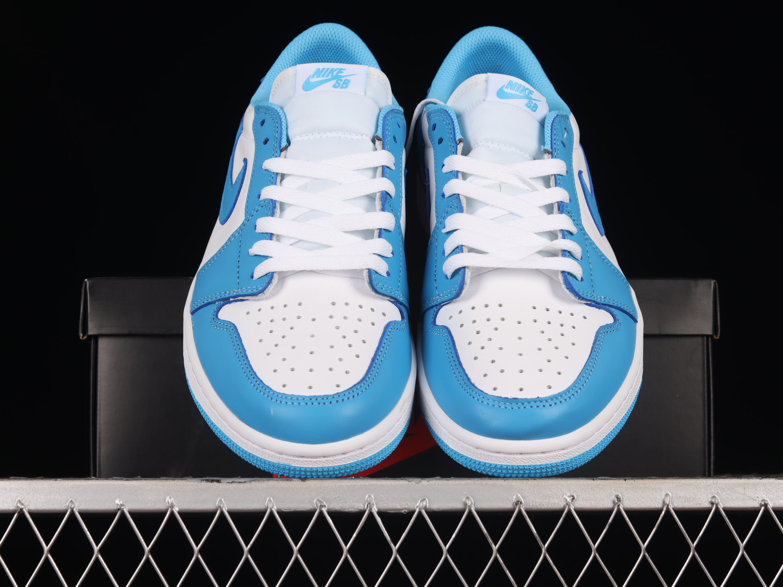 AJ1 low top