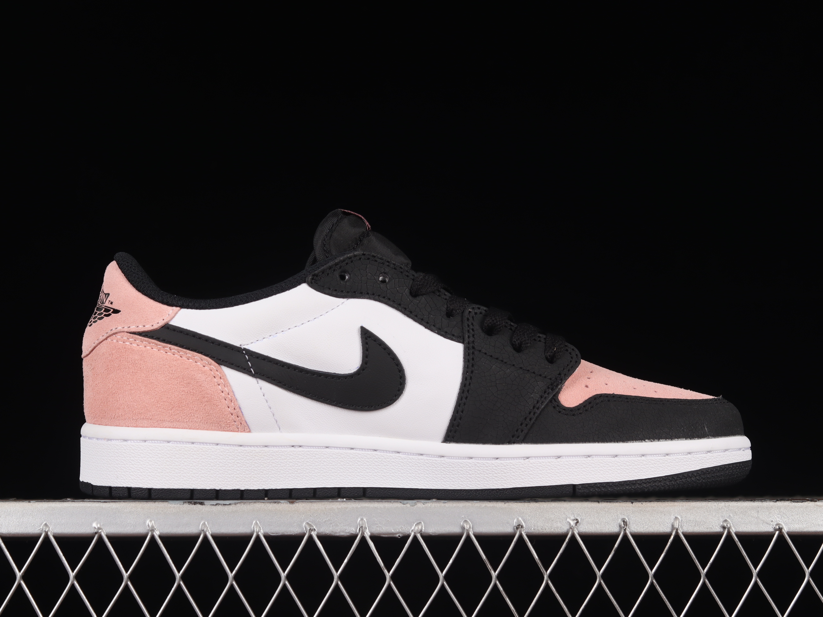AJ1 low top