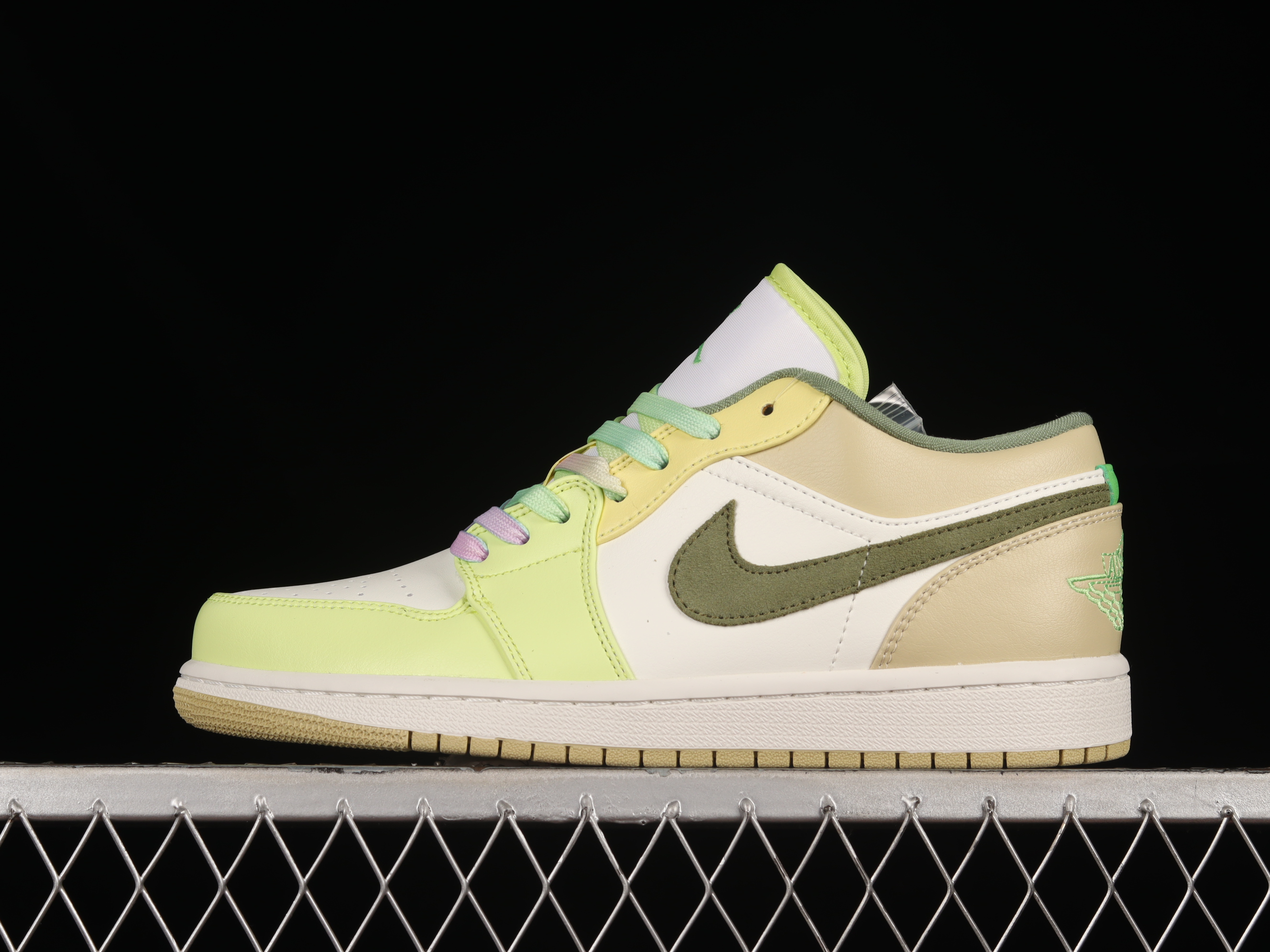AJ1 low top