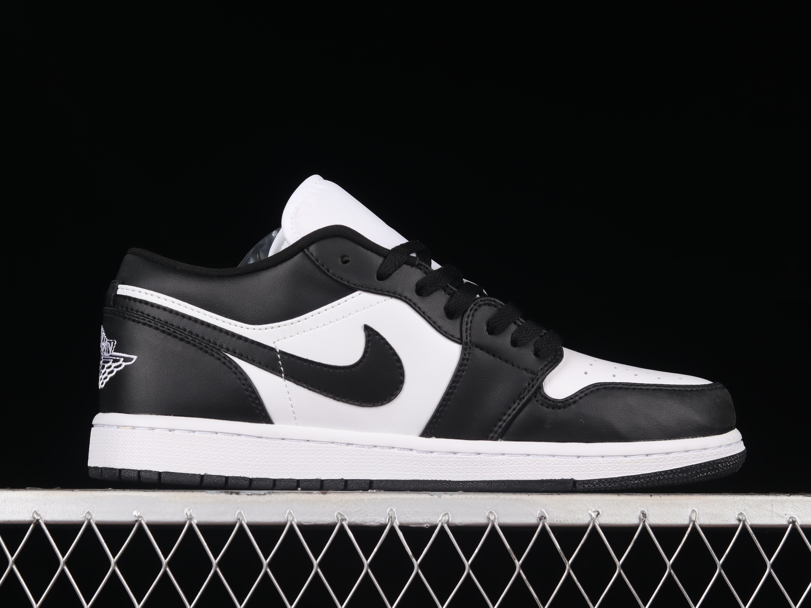 AJ1 low top
