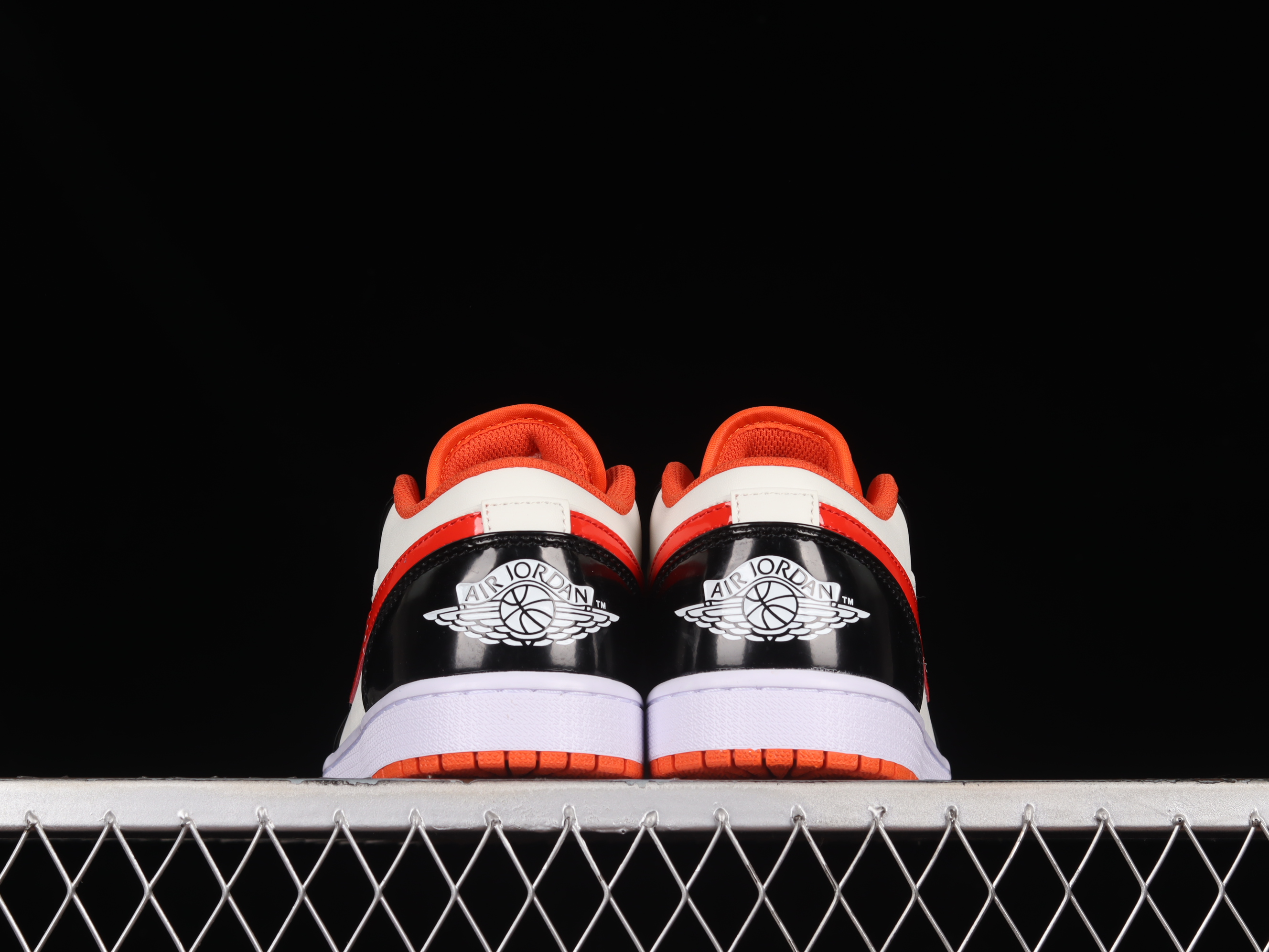 AJ1 low top