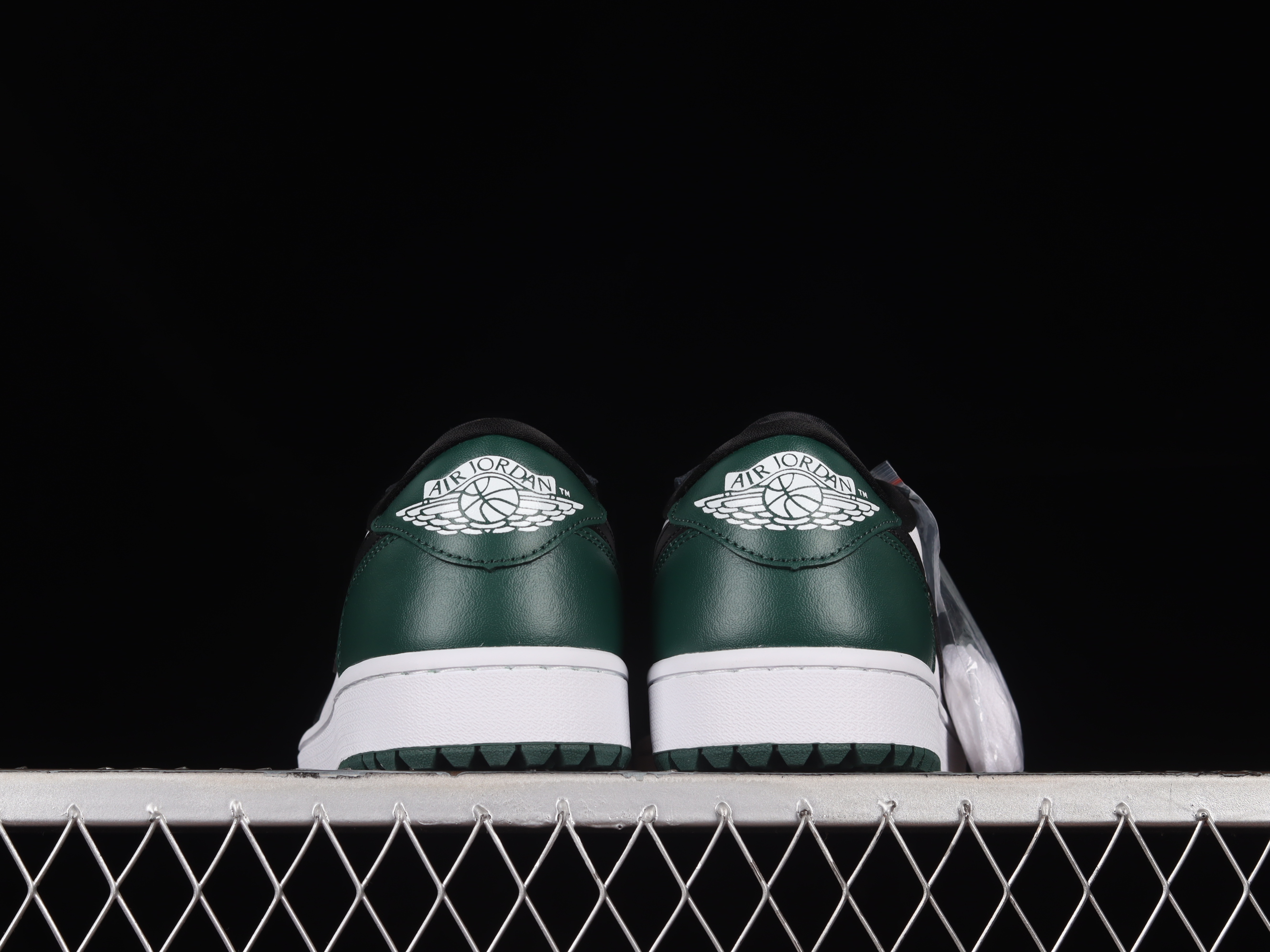 AJ1 low top