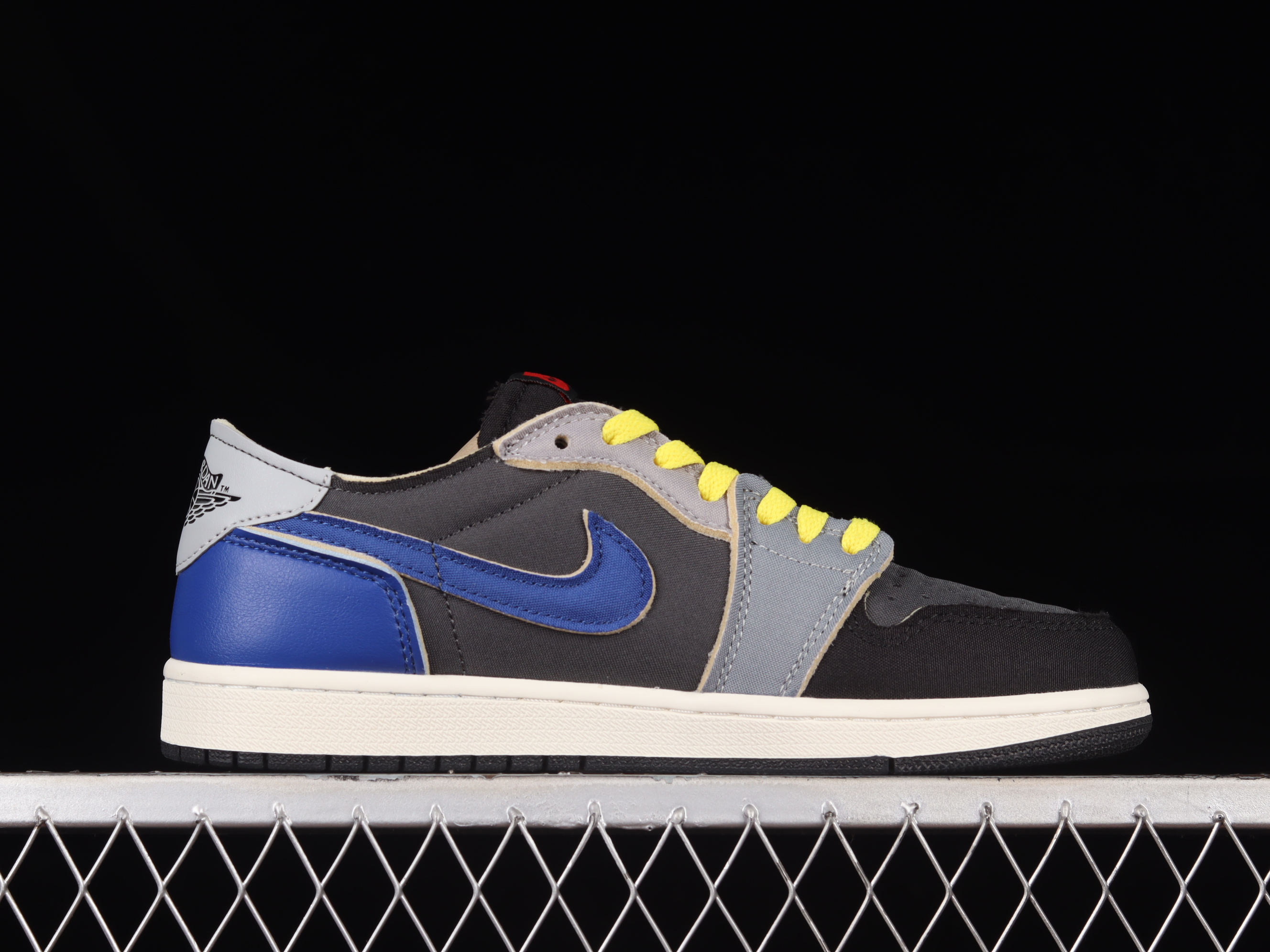 AJ1 low top
