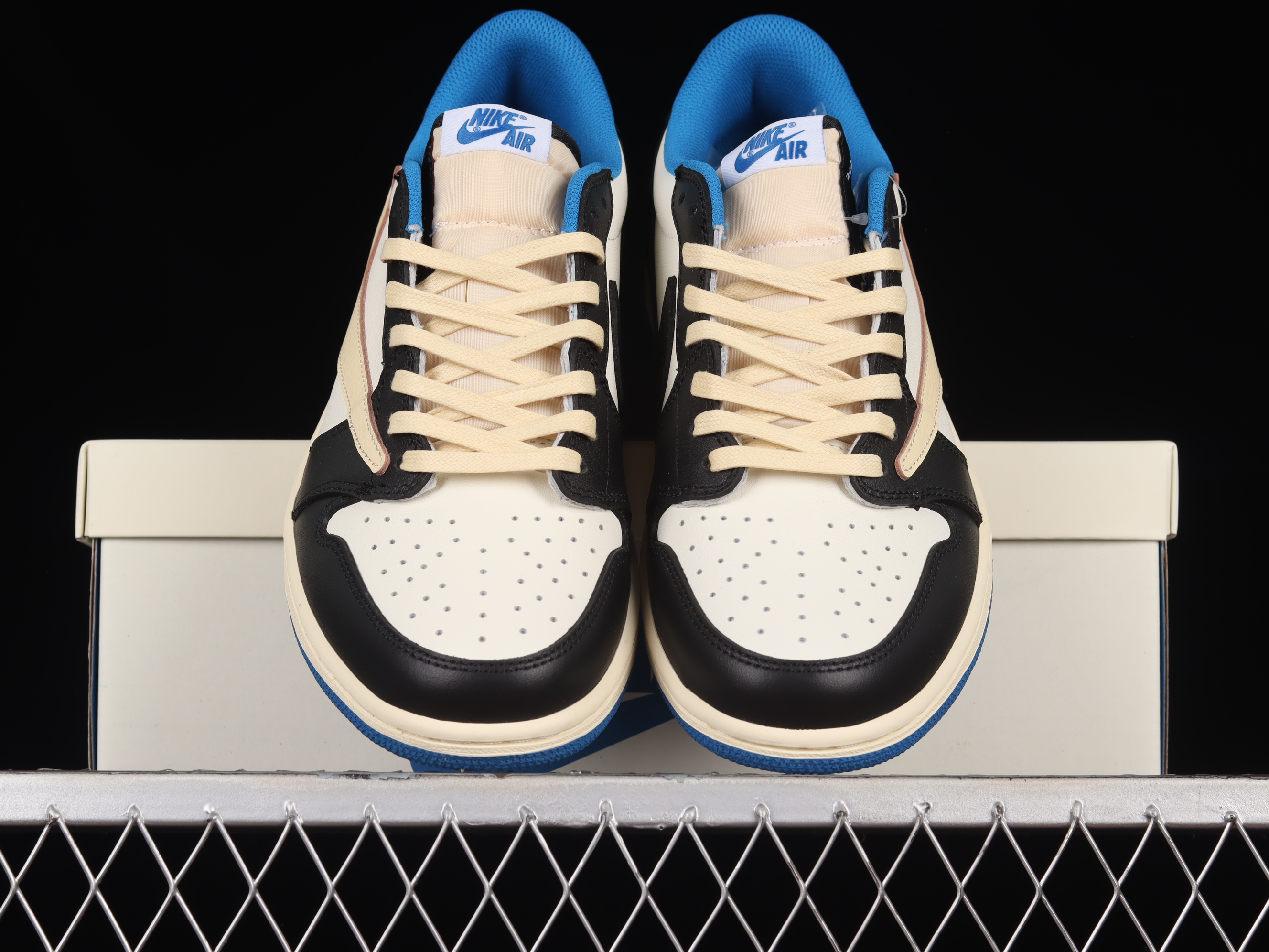 AJ1 low top