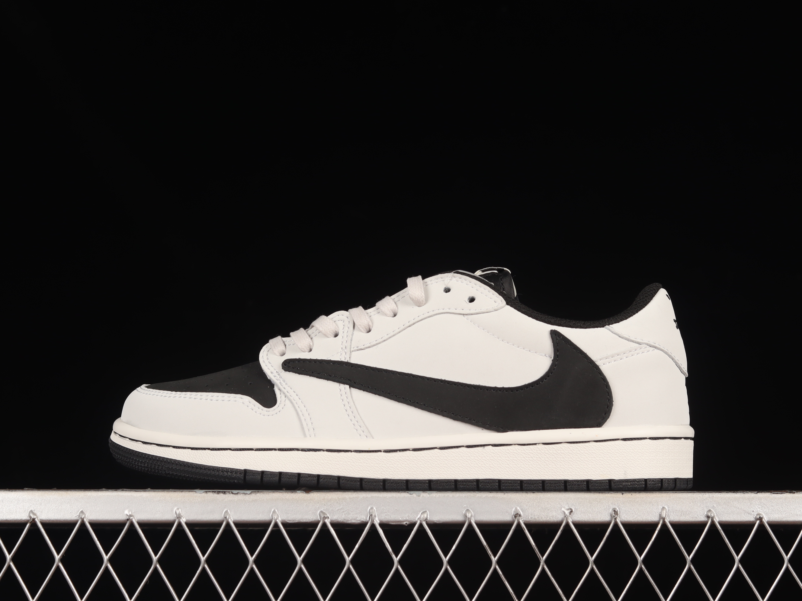 AJ1 low top