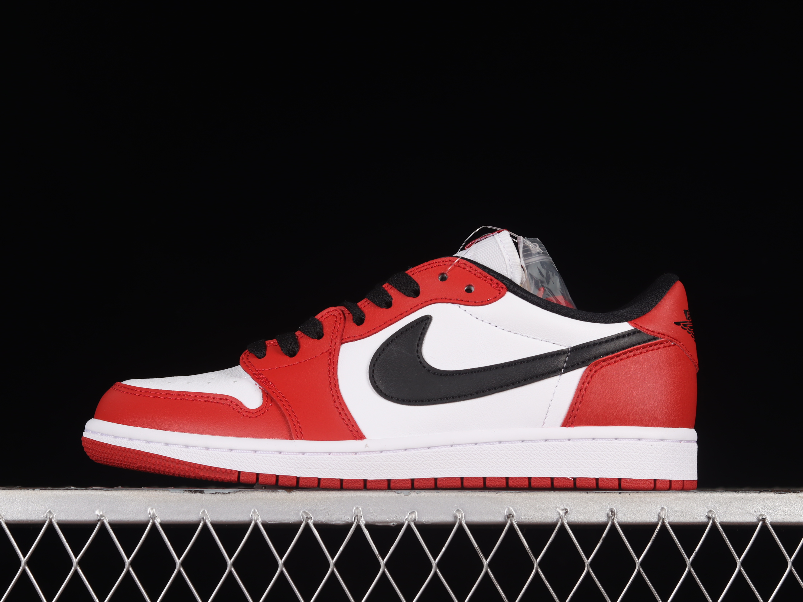 AJ1 low top