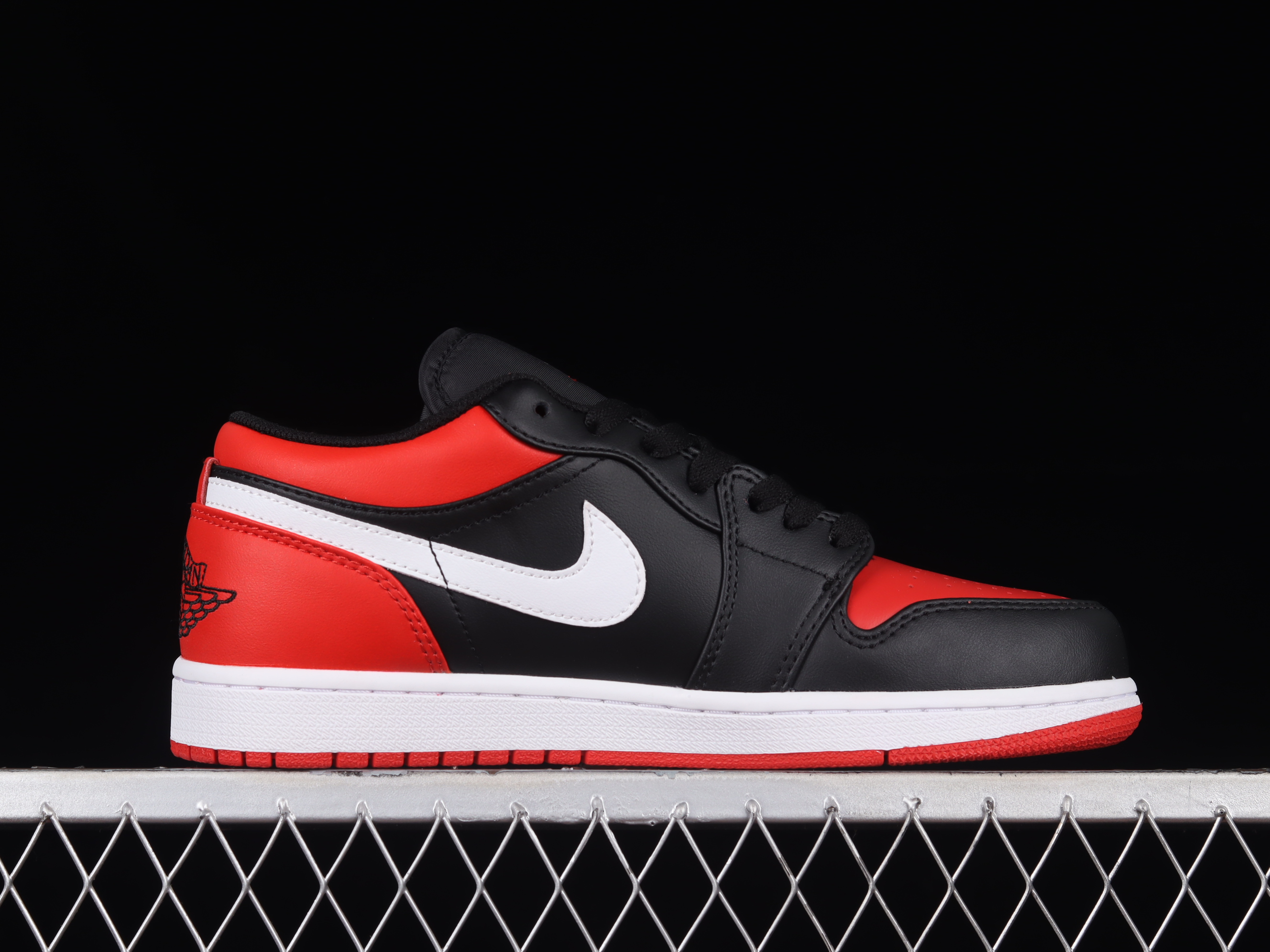AJ1 low top