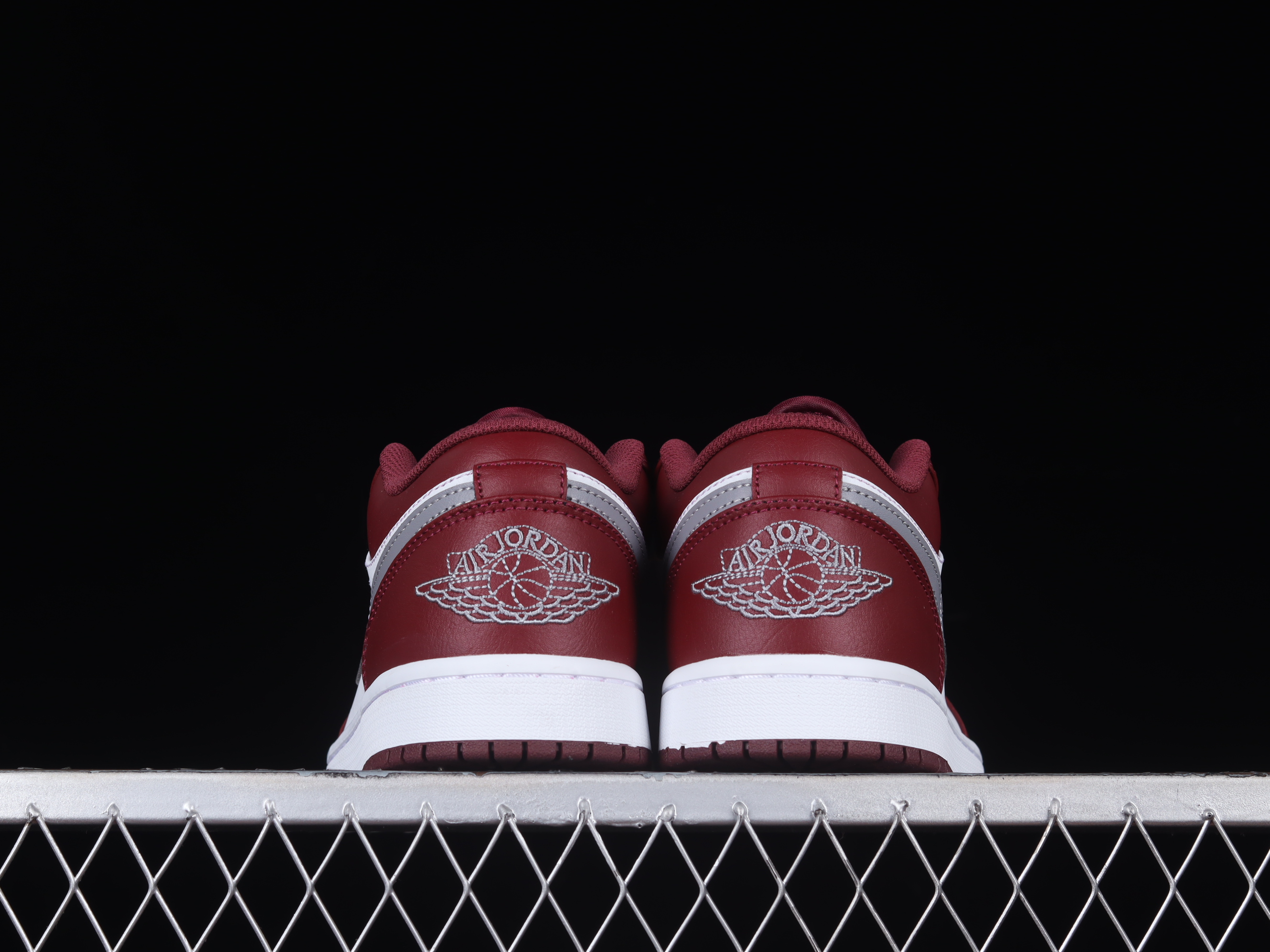 AJ1 low top