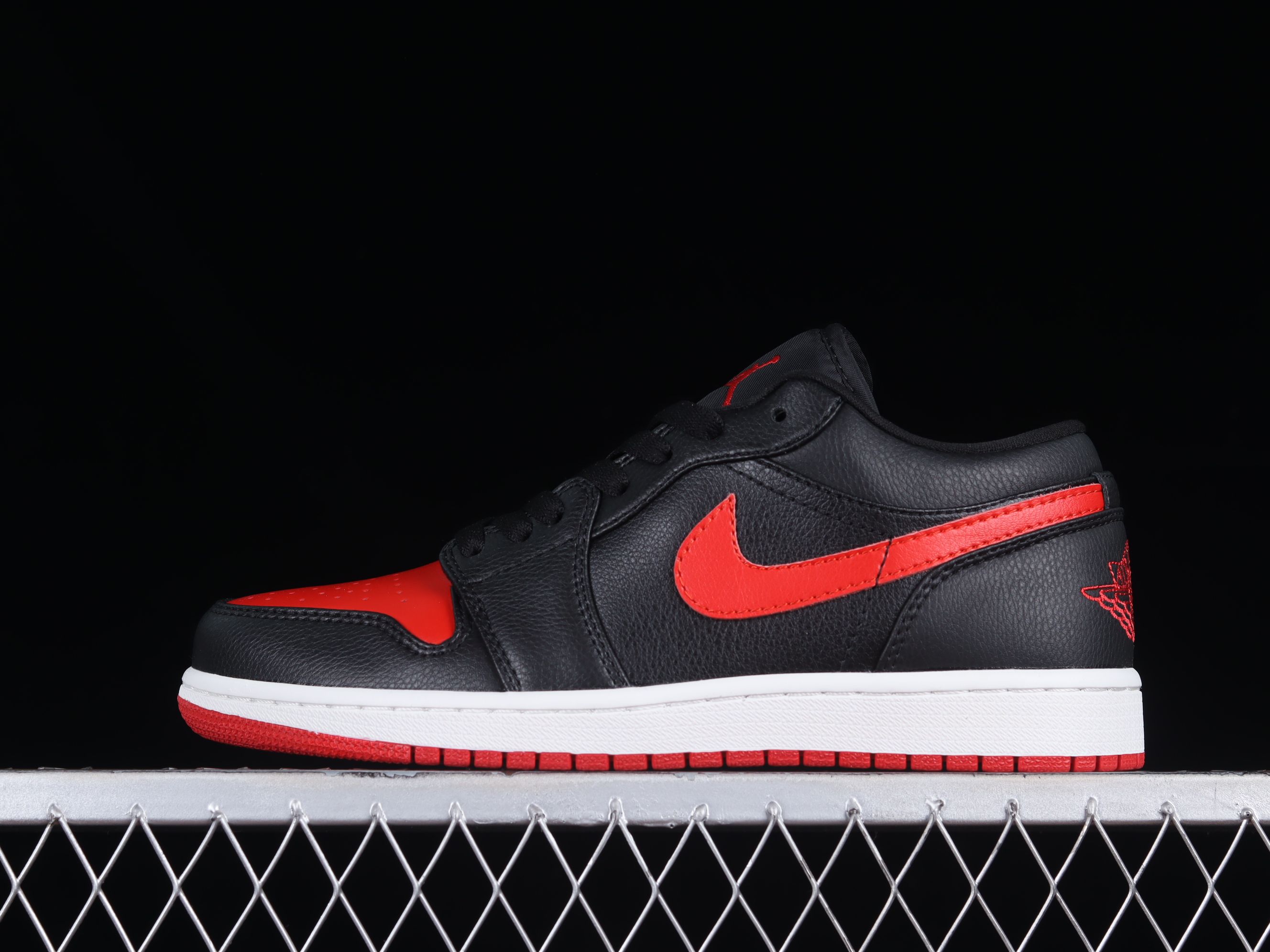 AJ1 low top