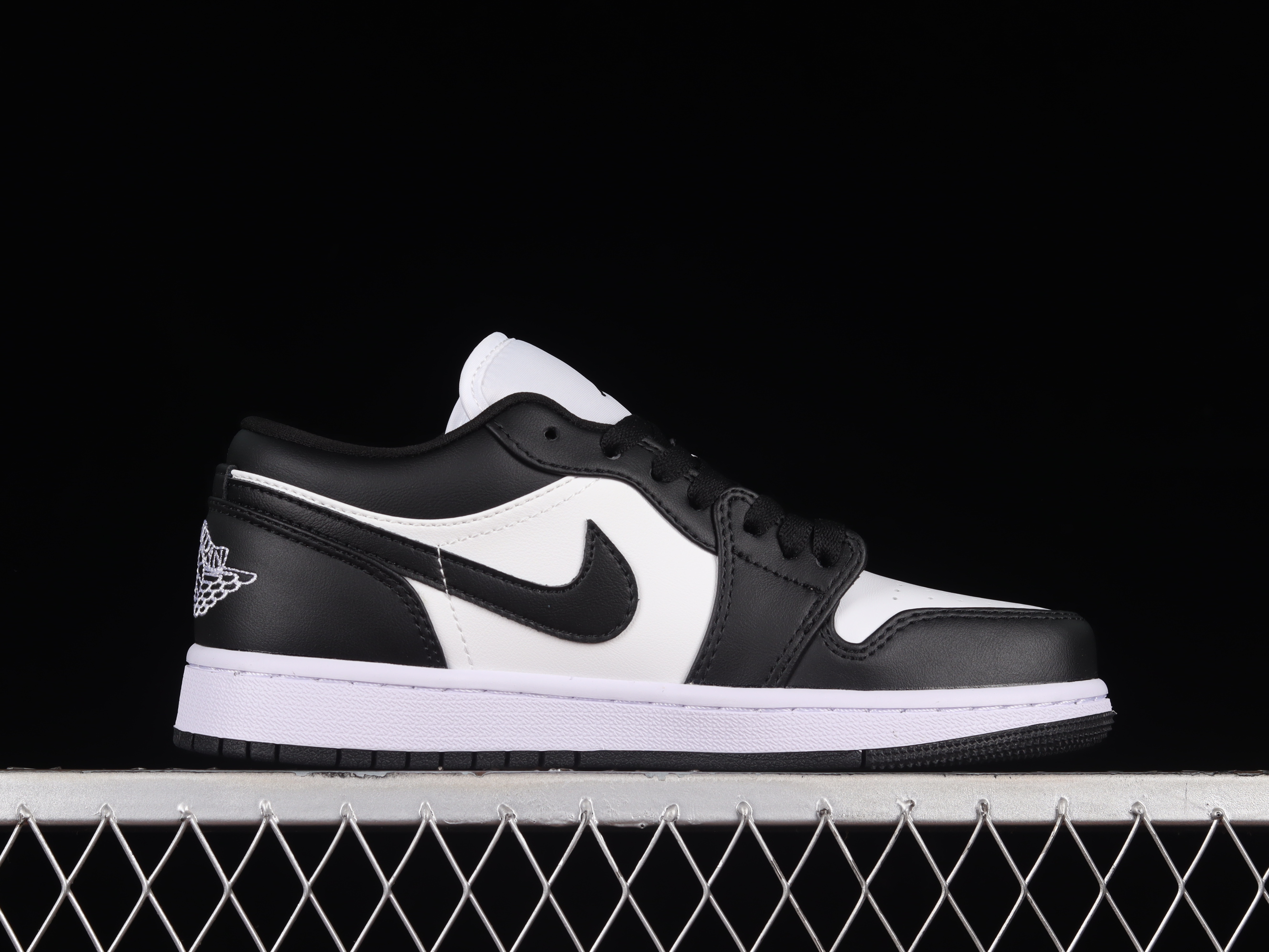 AJ1 low top
