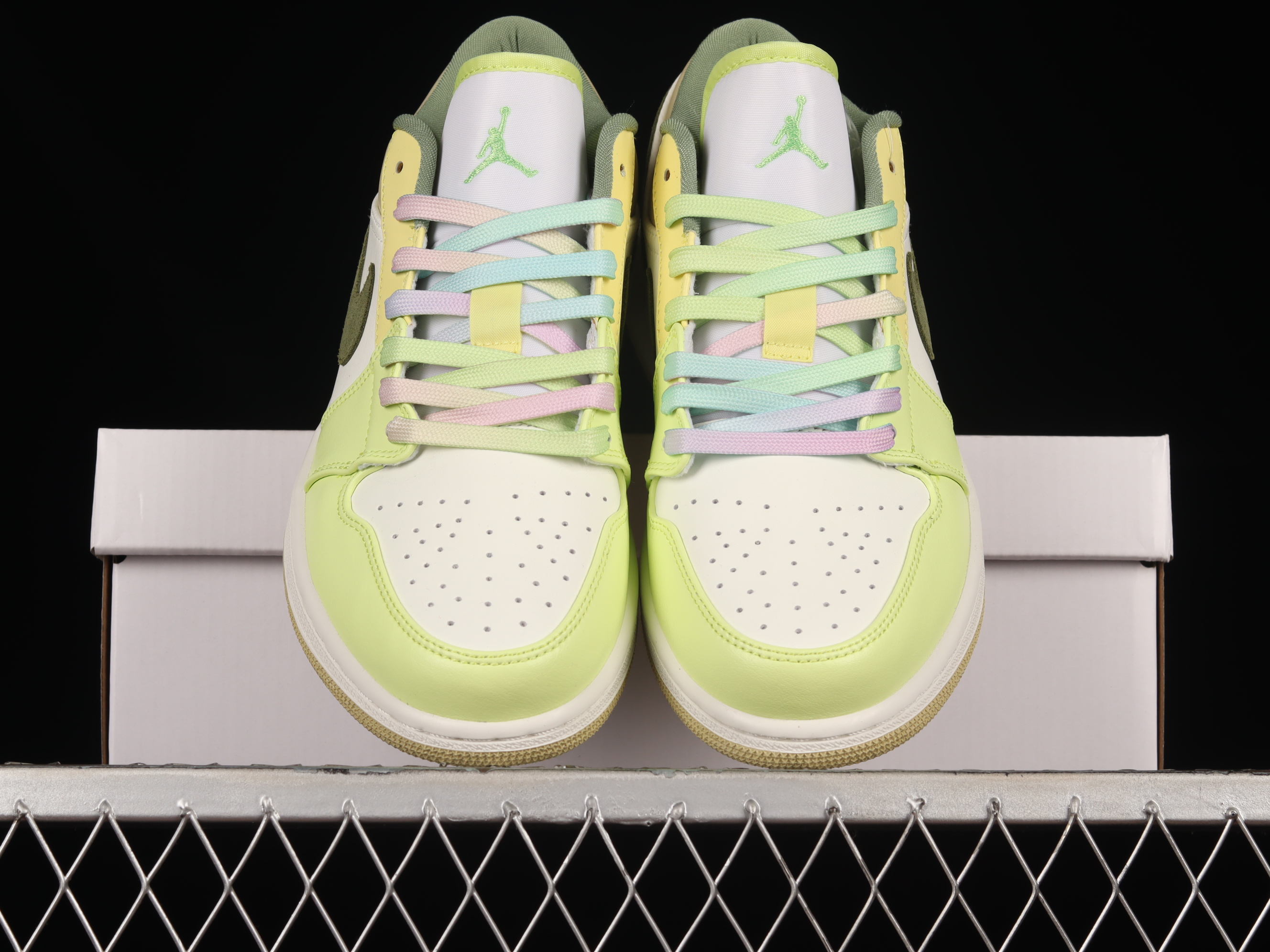 AJ1 low top
