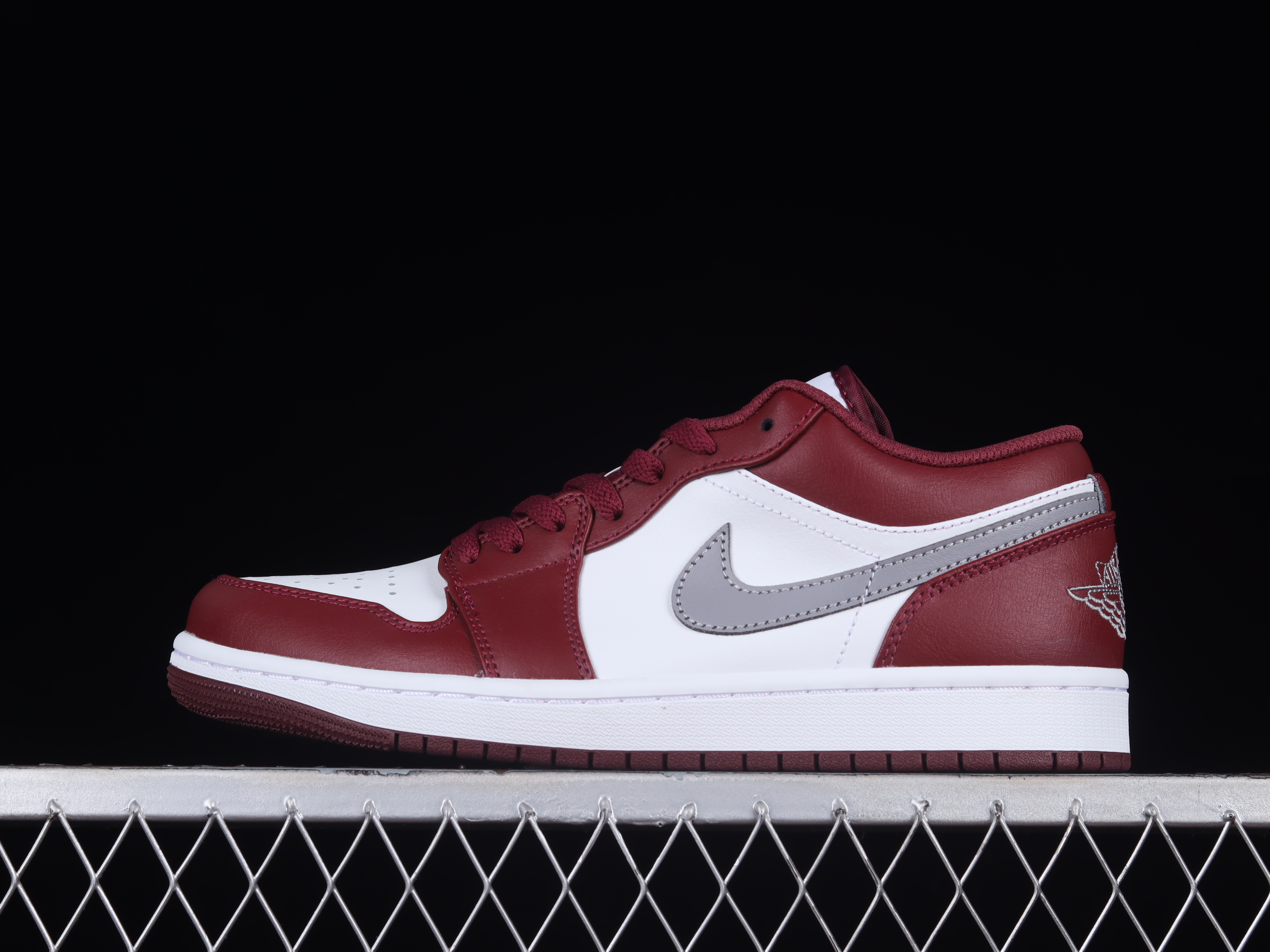 AJ1 low top