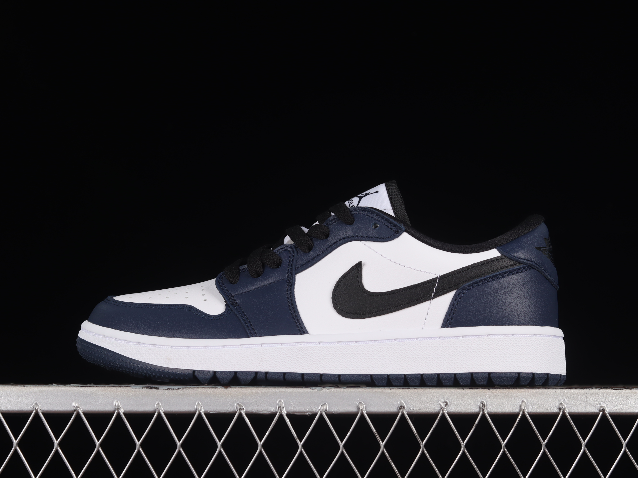 AJ1 low top