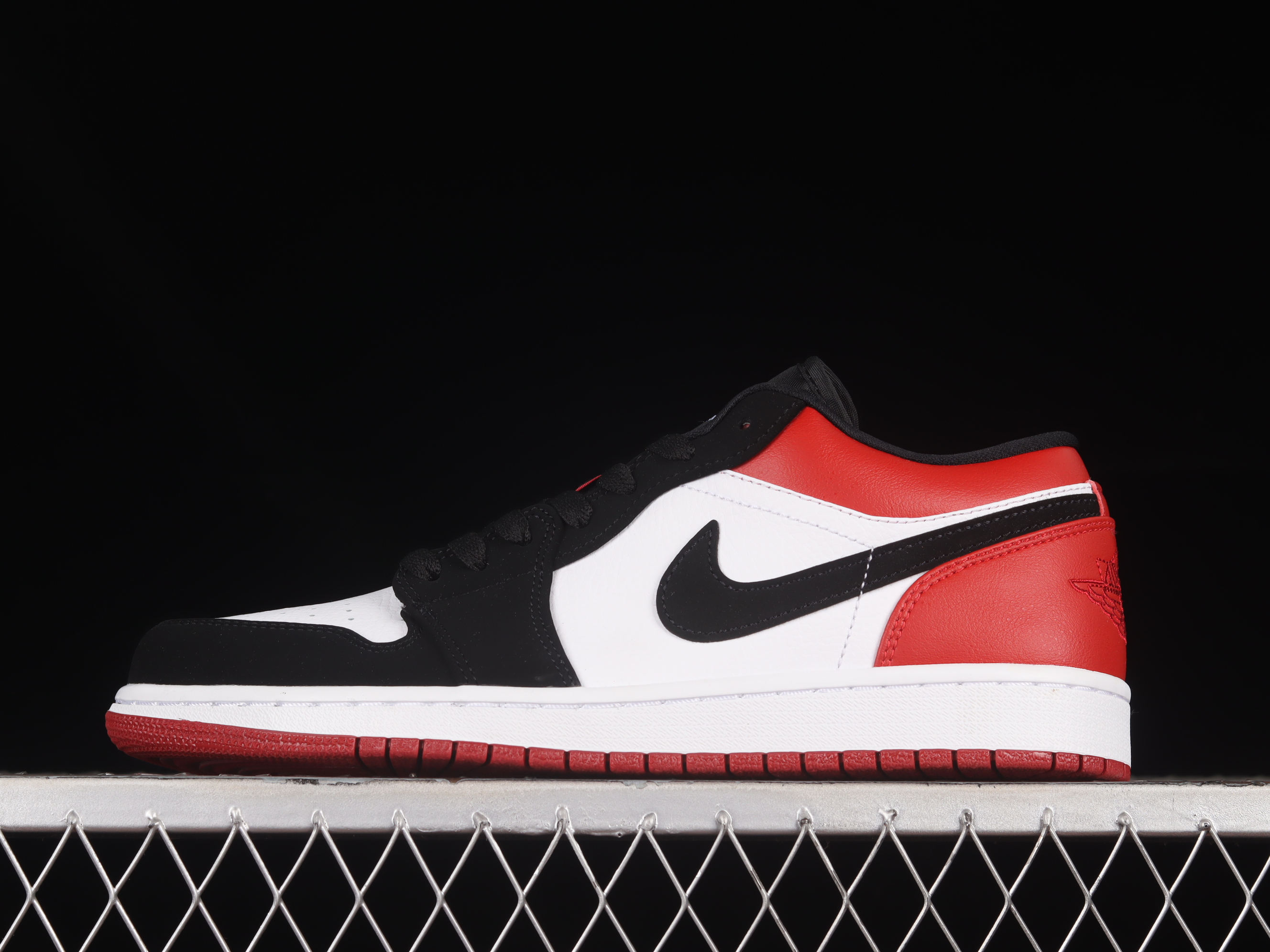AJ1 low top