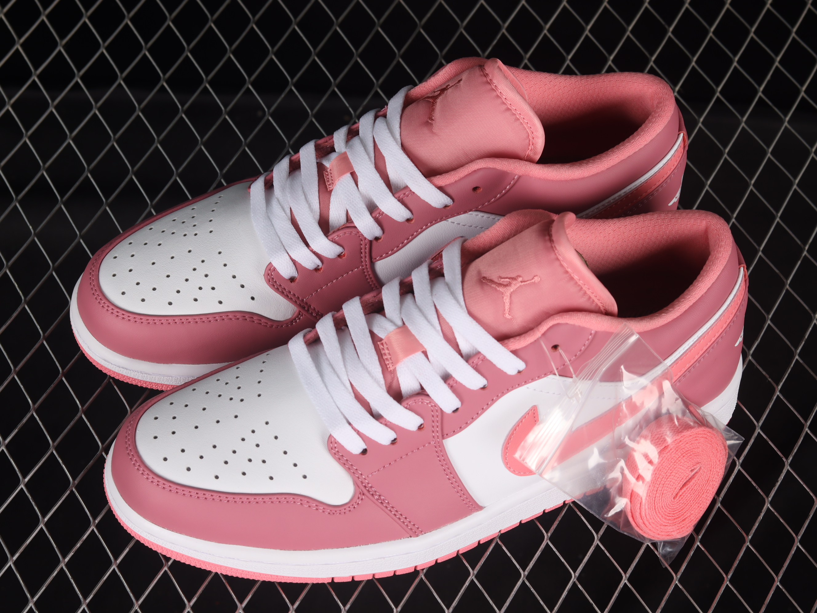 AJ1 low top