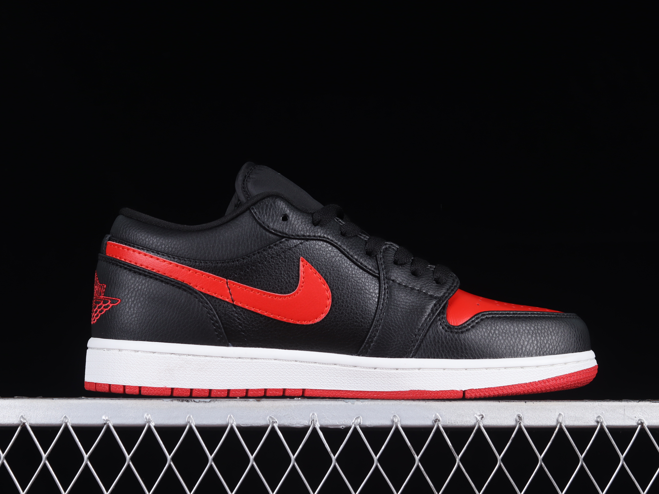 AJ1 low top