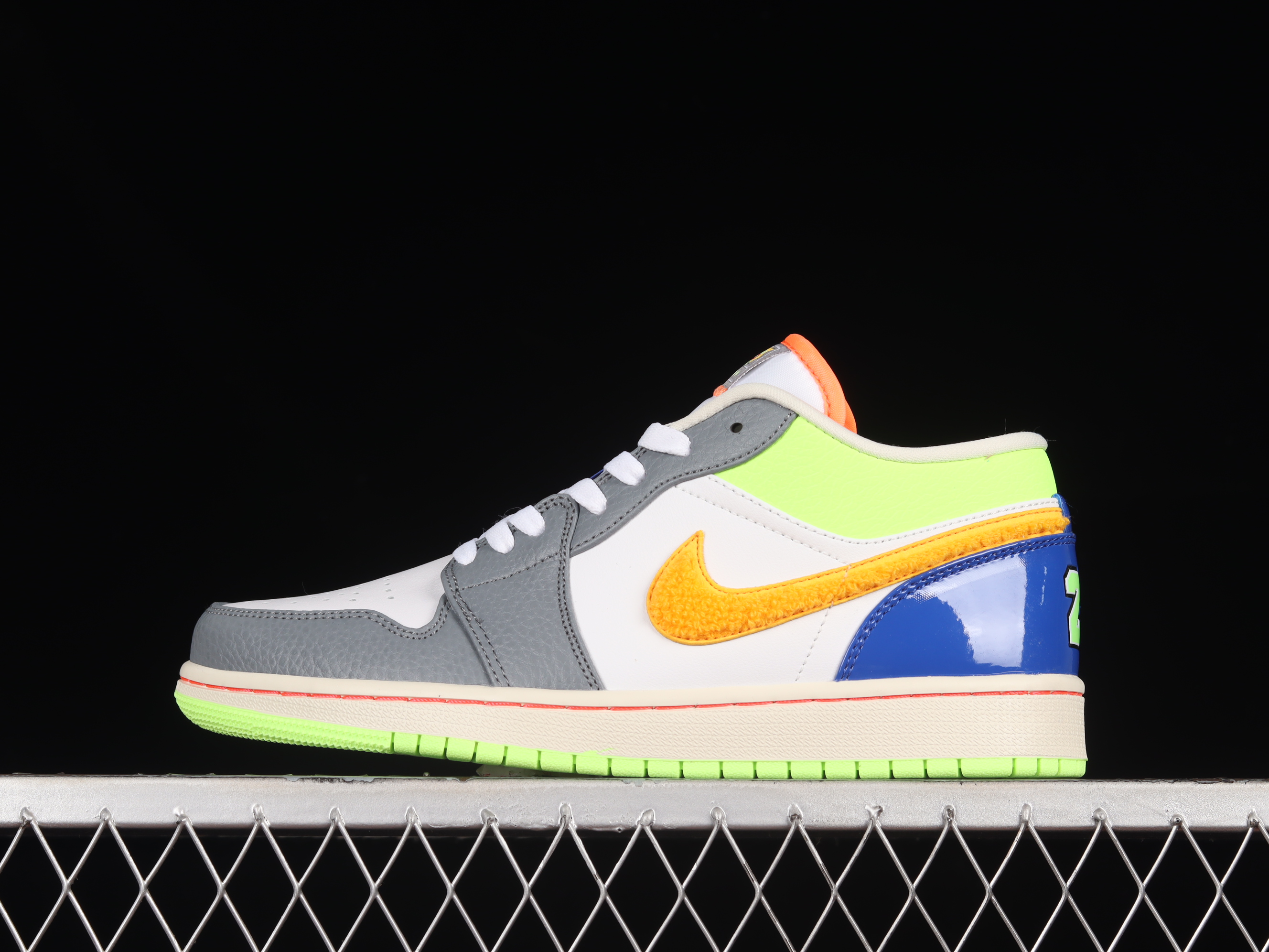 AJ1 low top