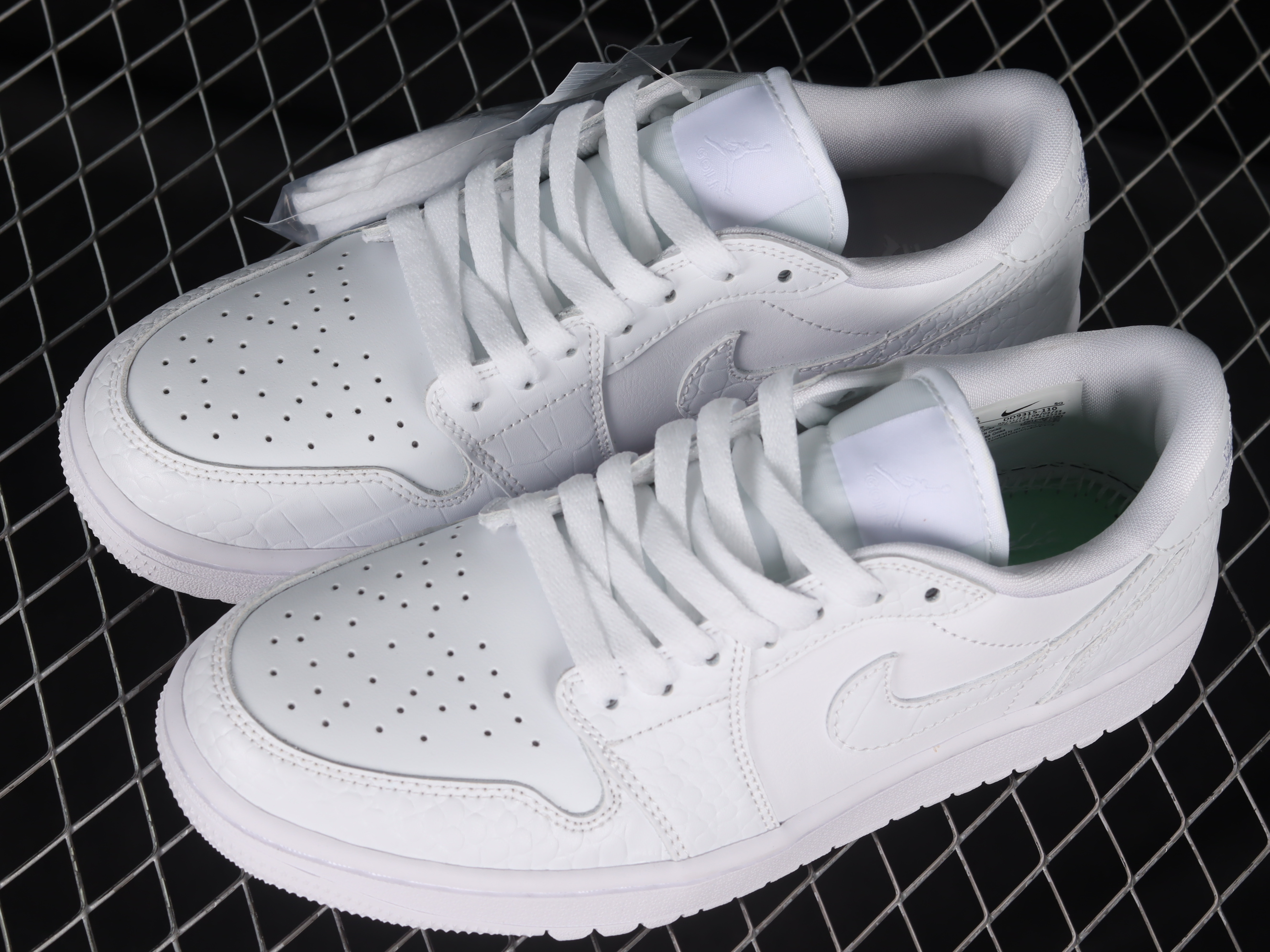 AJ1 low top