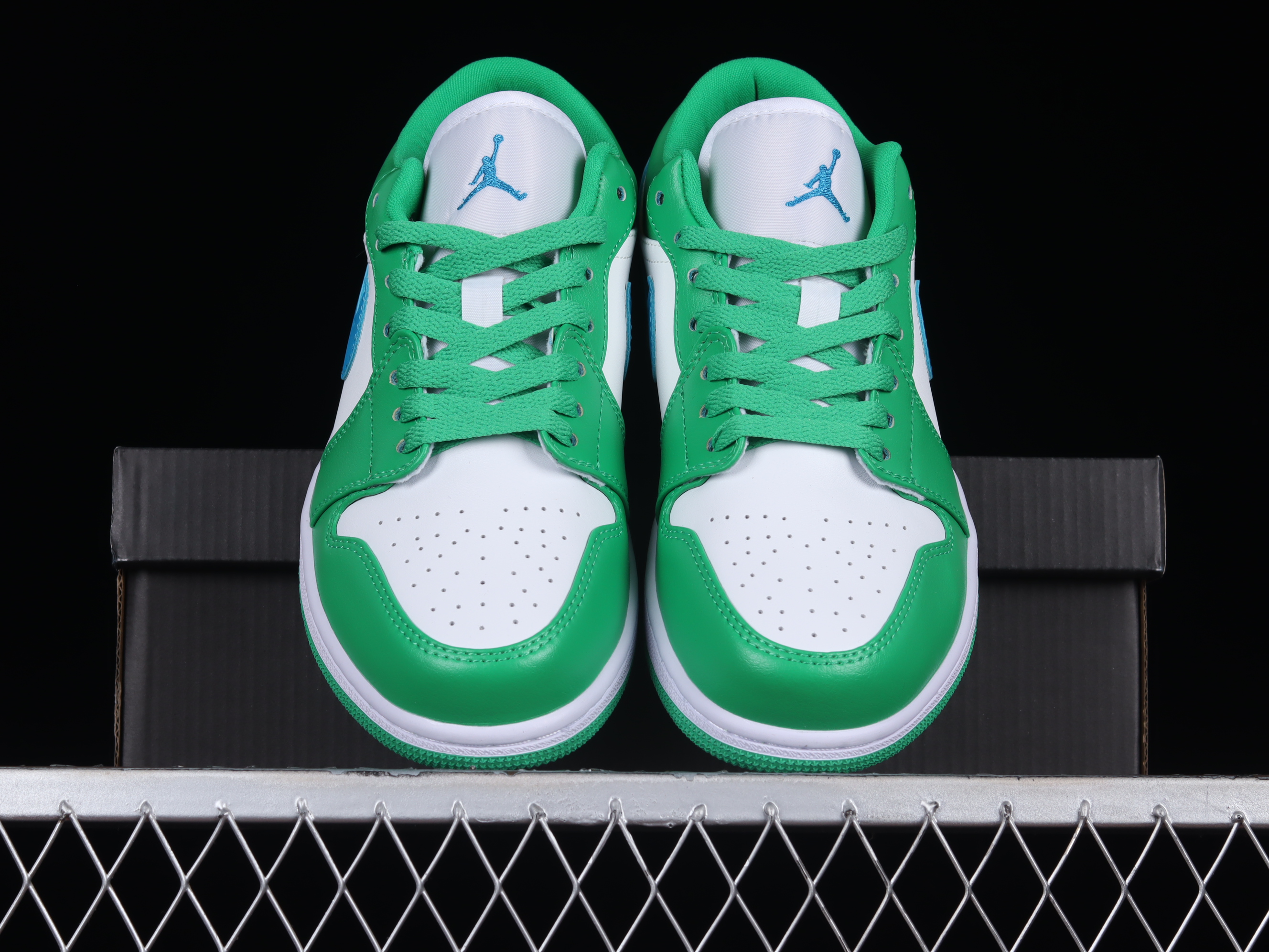 AJ1 low top
