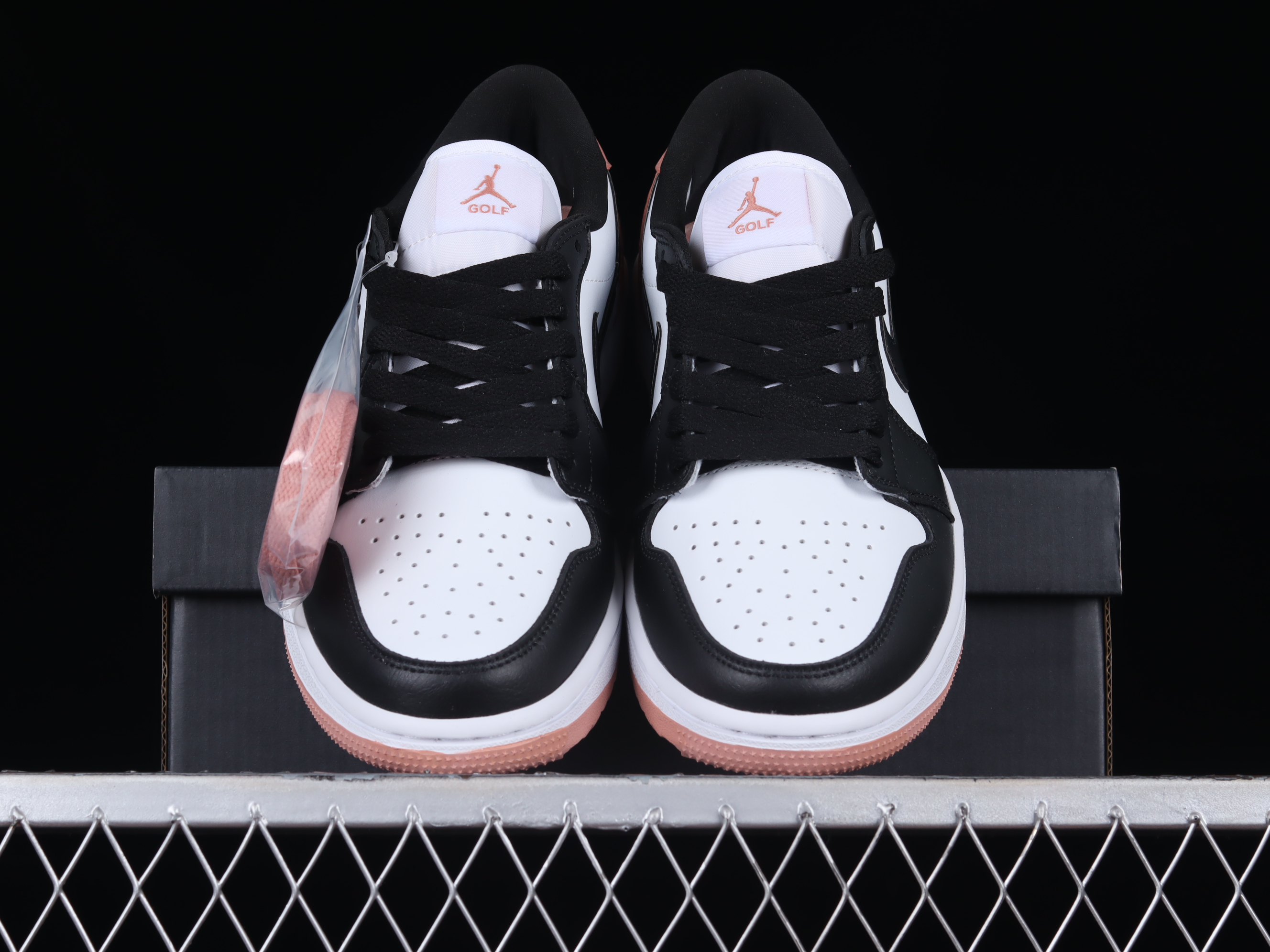 AJ1 low top