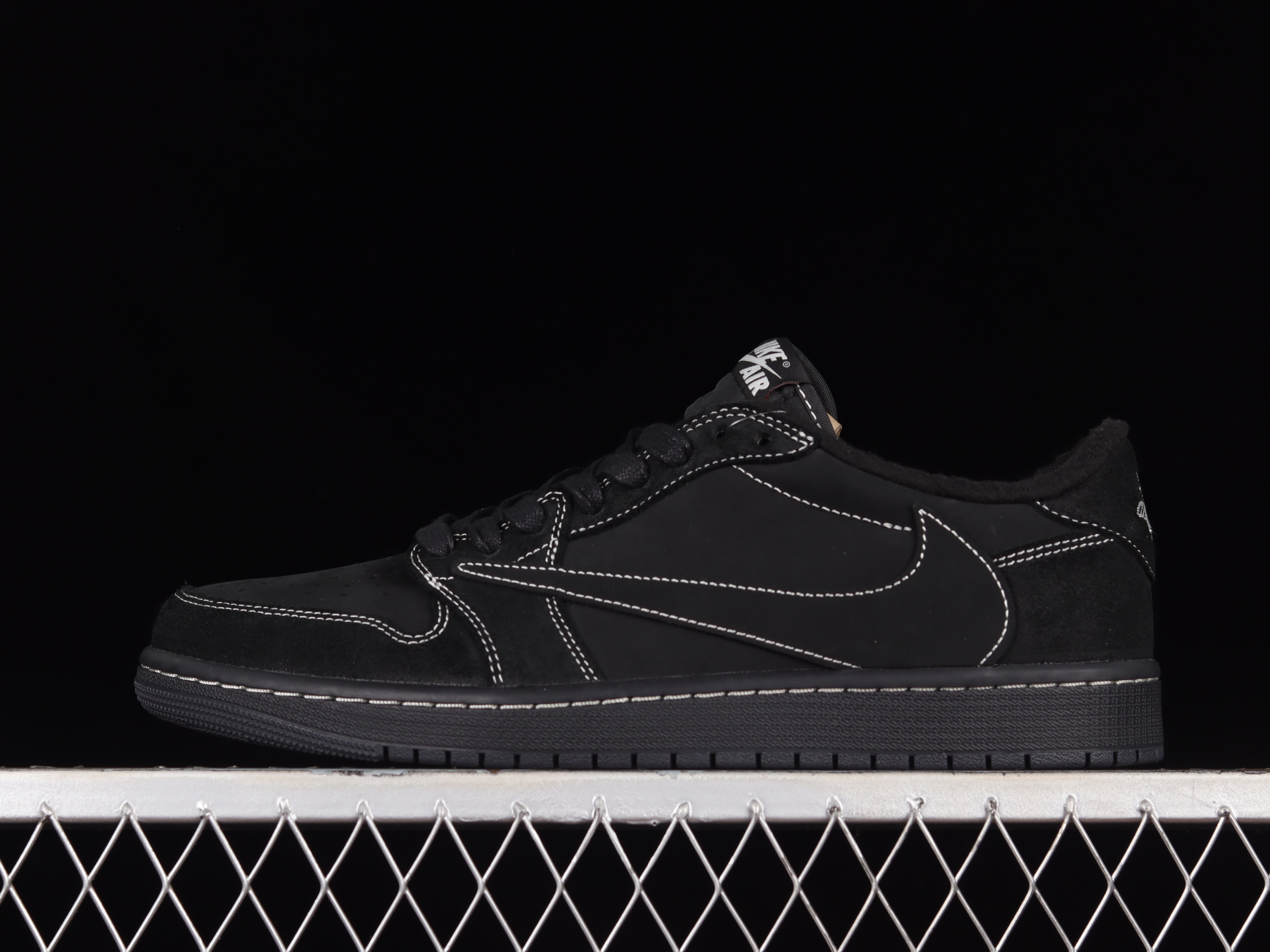 AJ1 low top