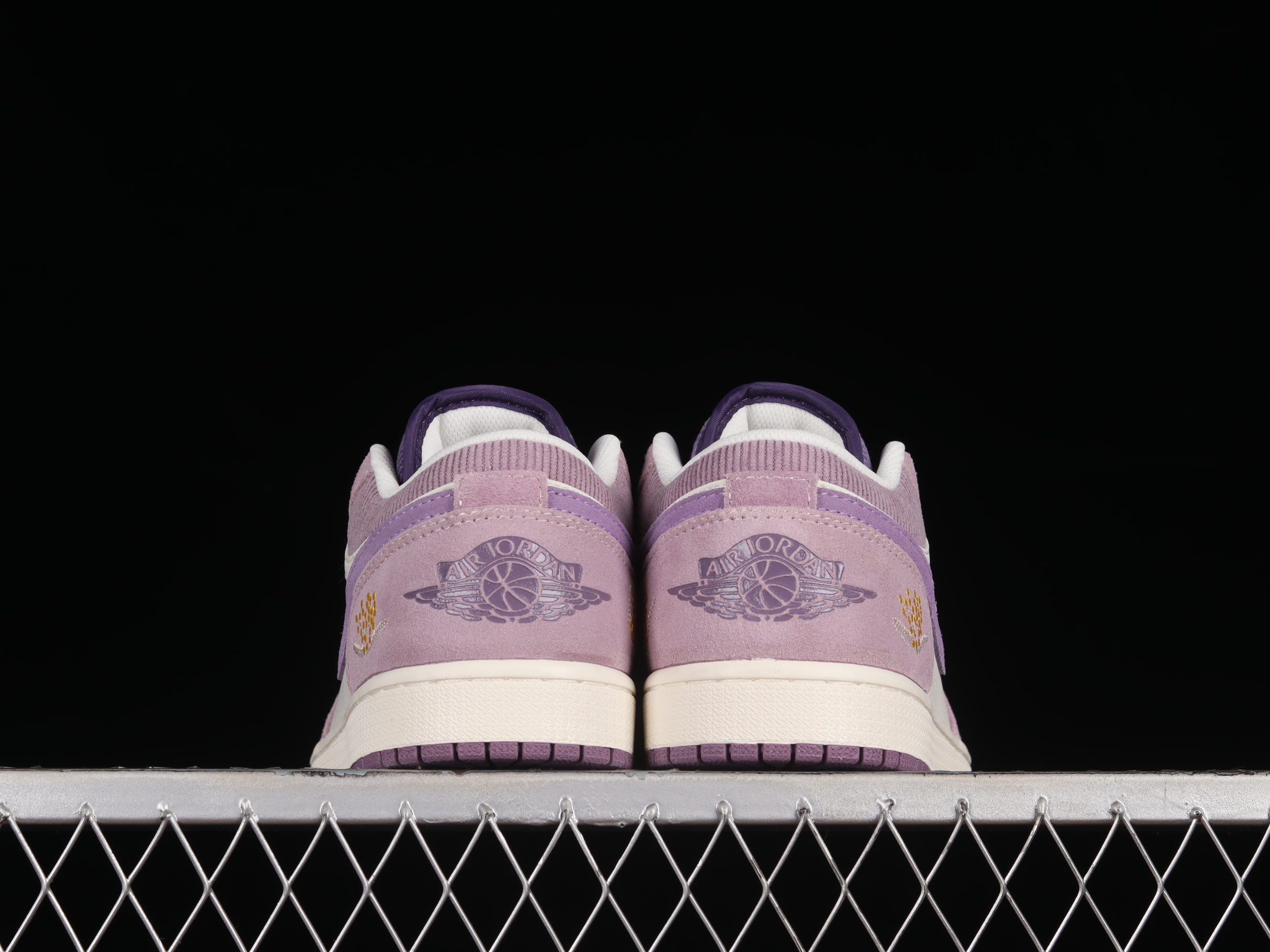 AJ1 low top