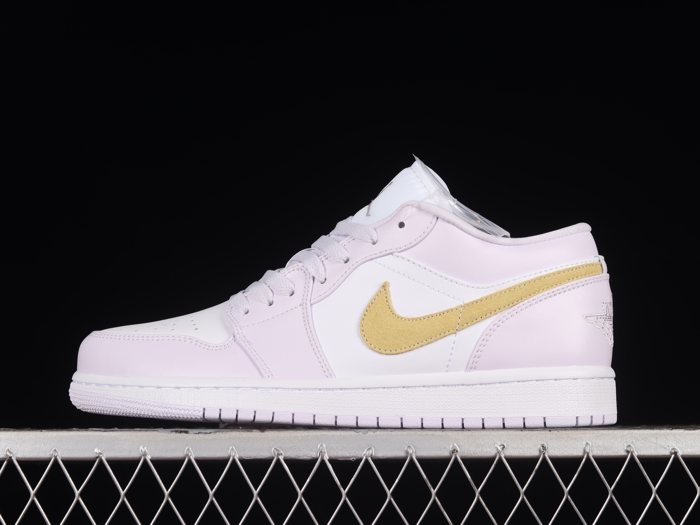AJ1 low top