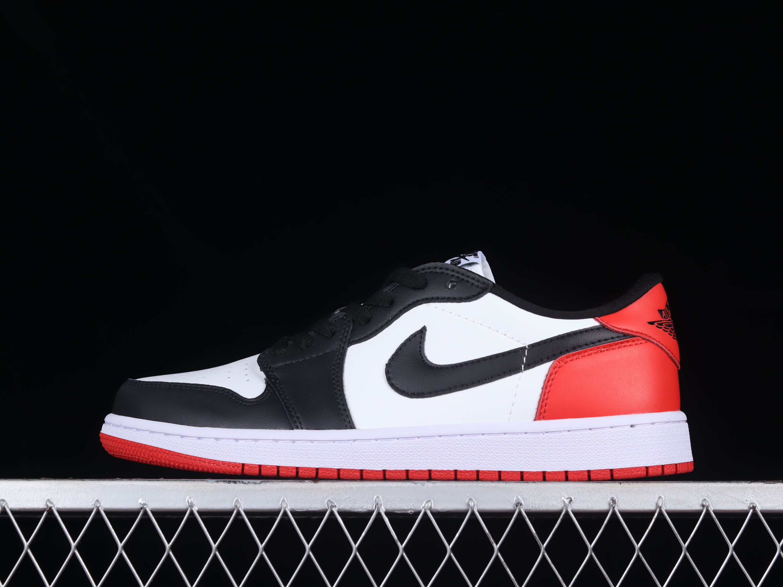 AJ1 low top