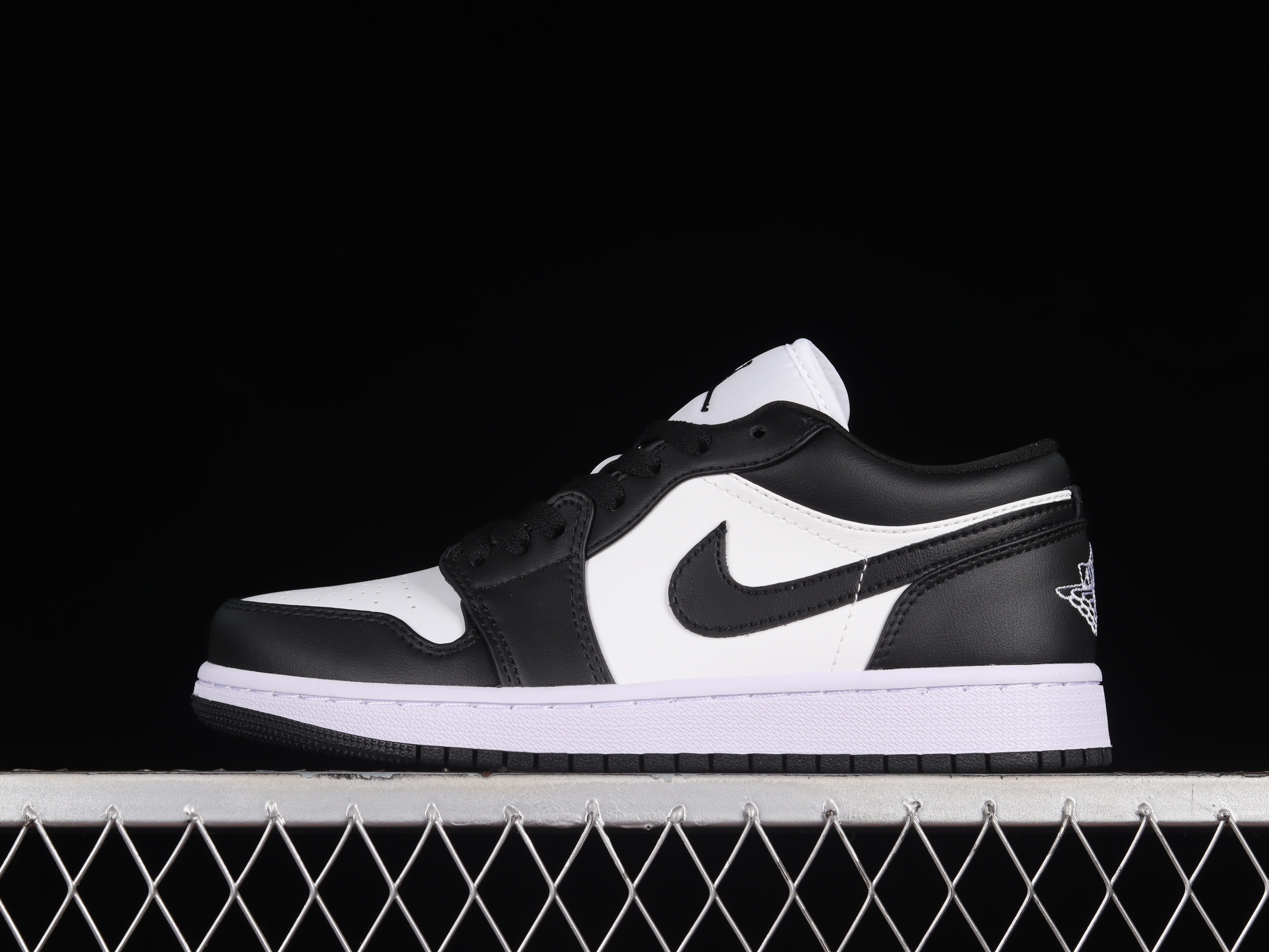 AJ1 low top