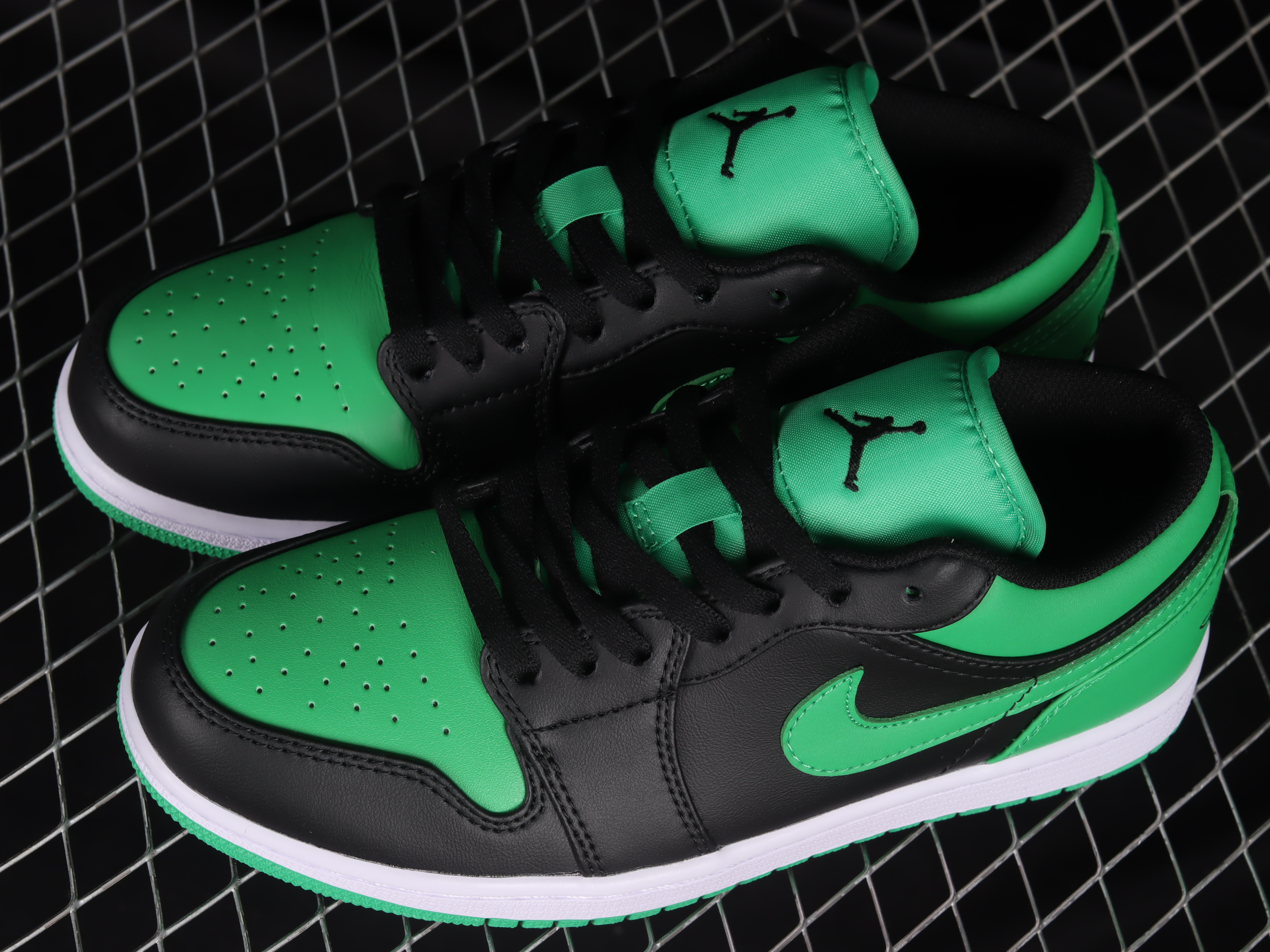 AJ1 low top