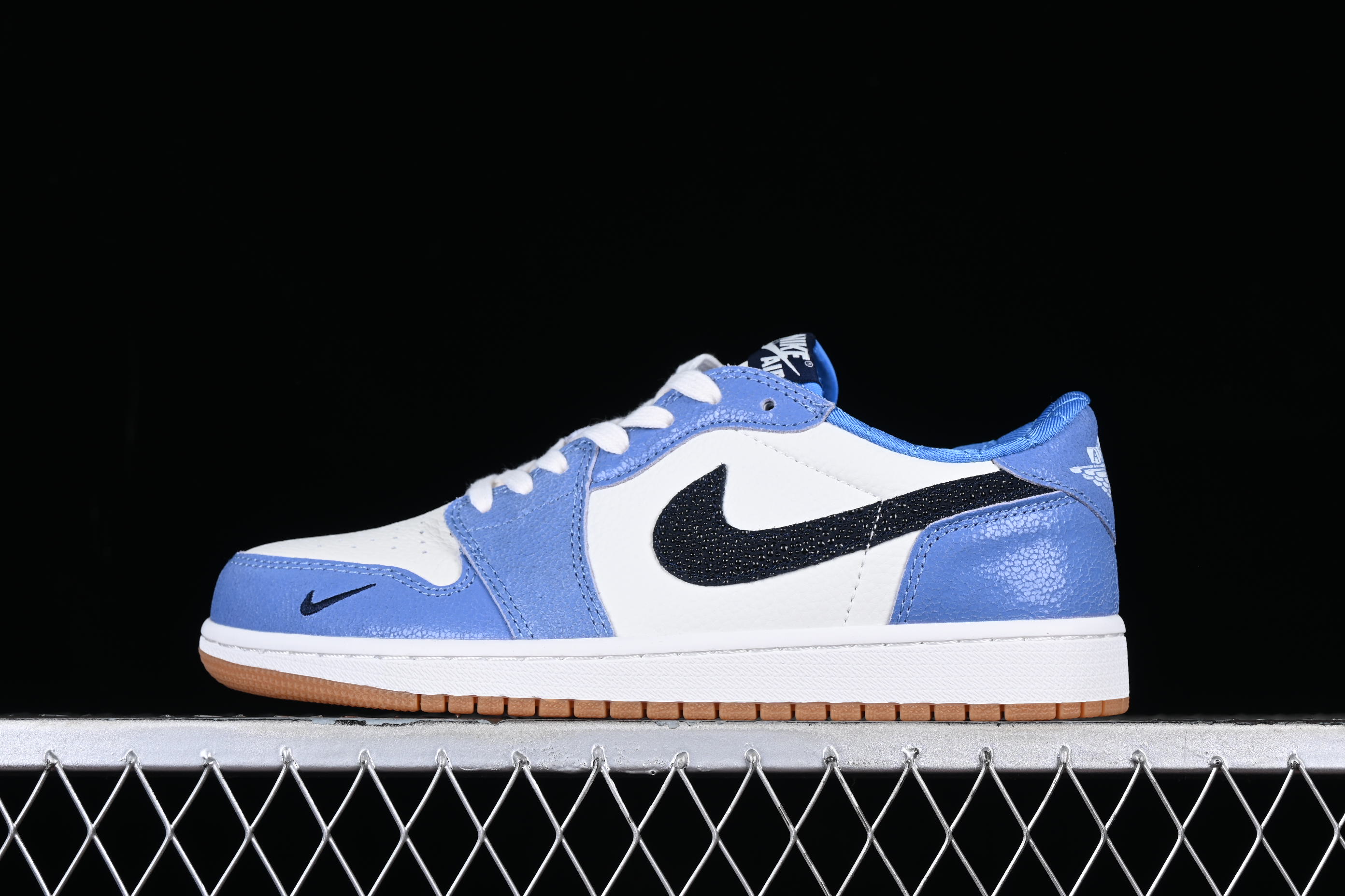 AJ1 low top