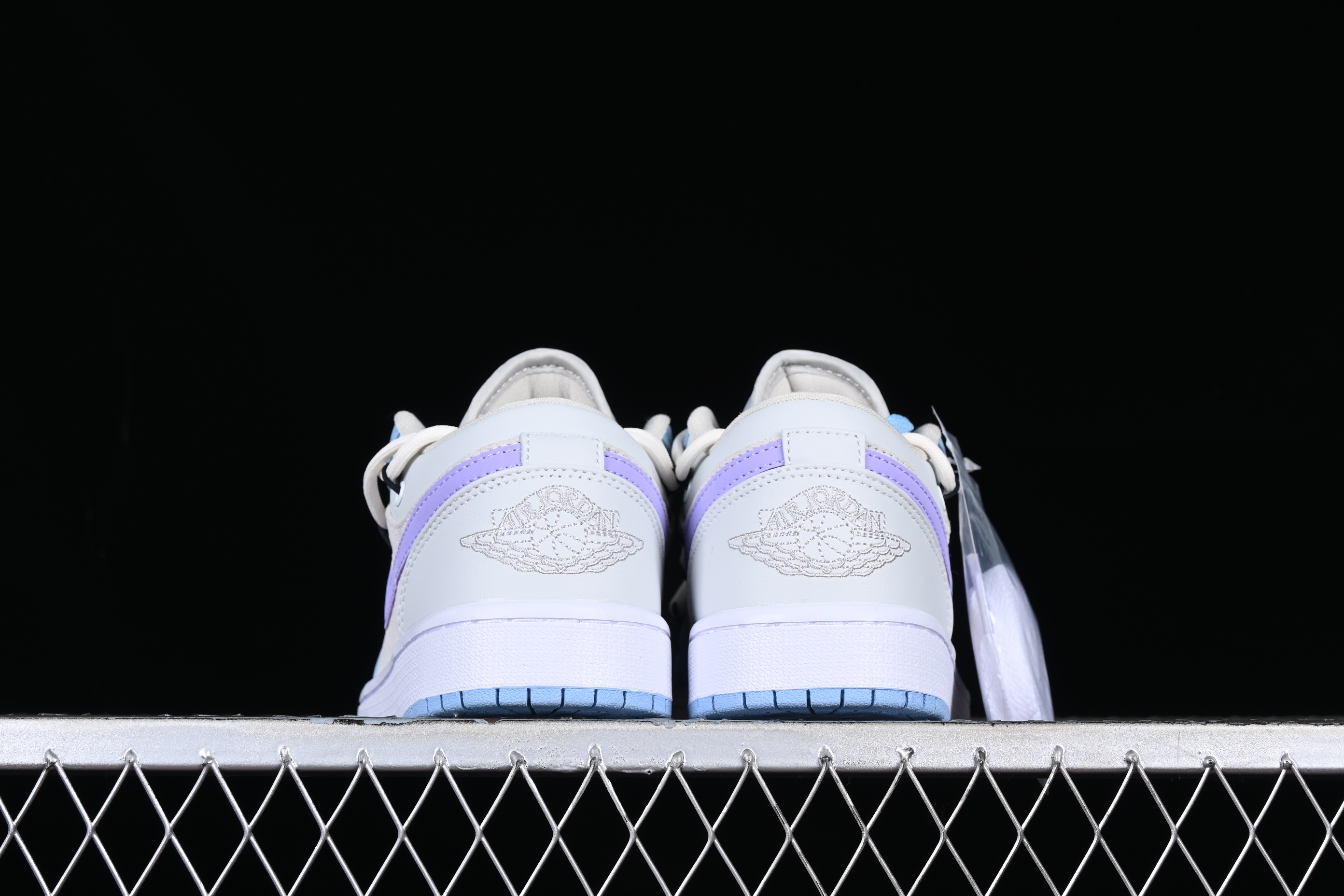 AJ1 low top