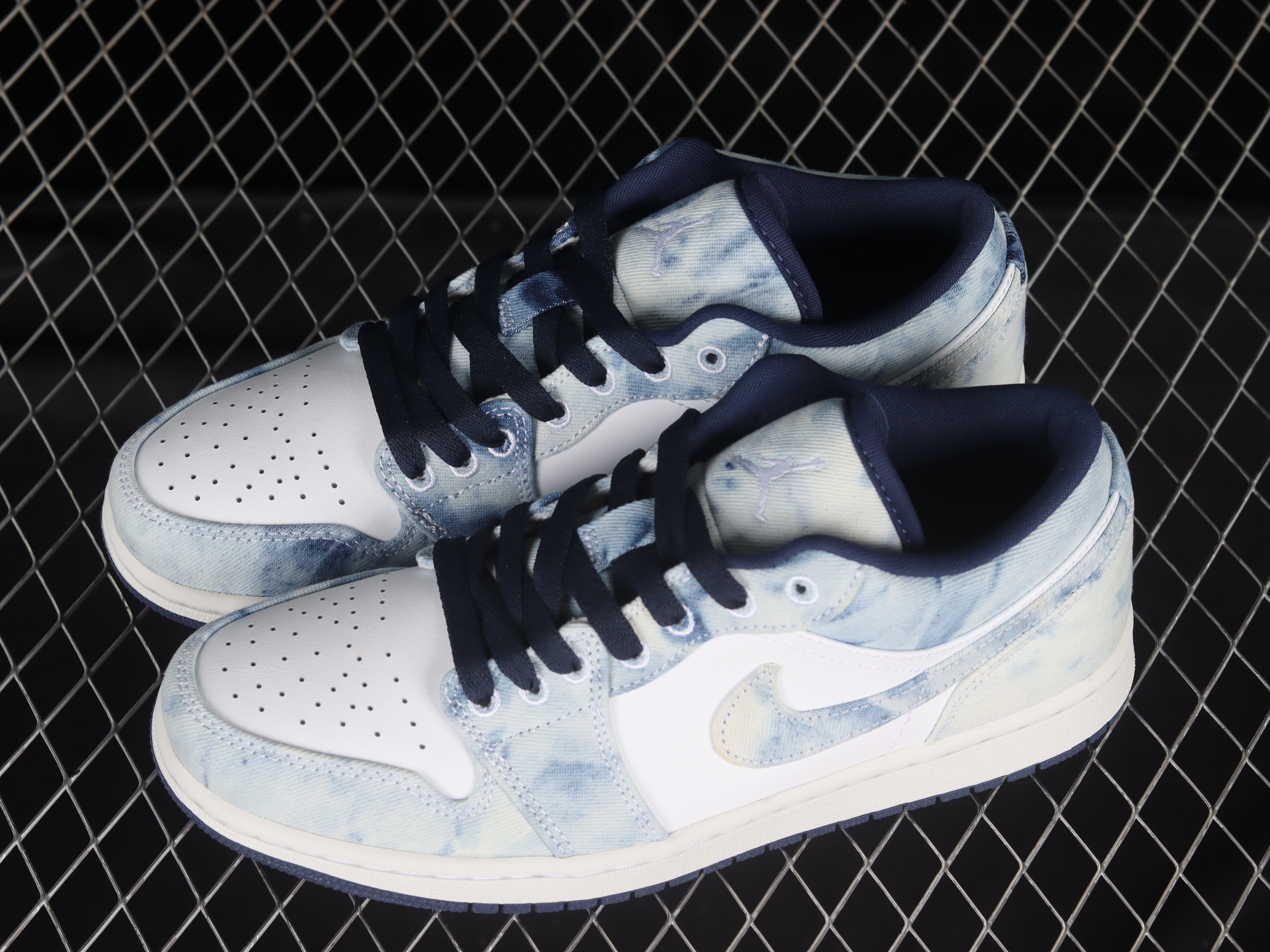 AJ1 low top