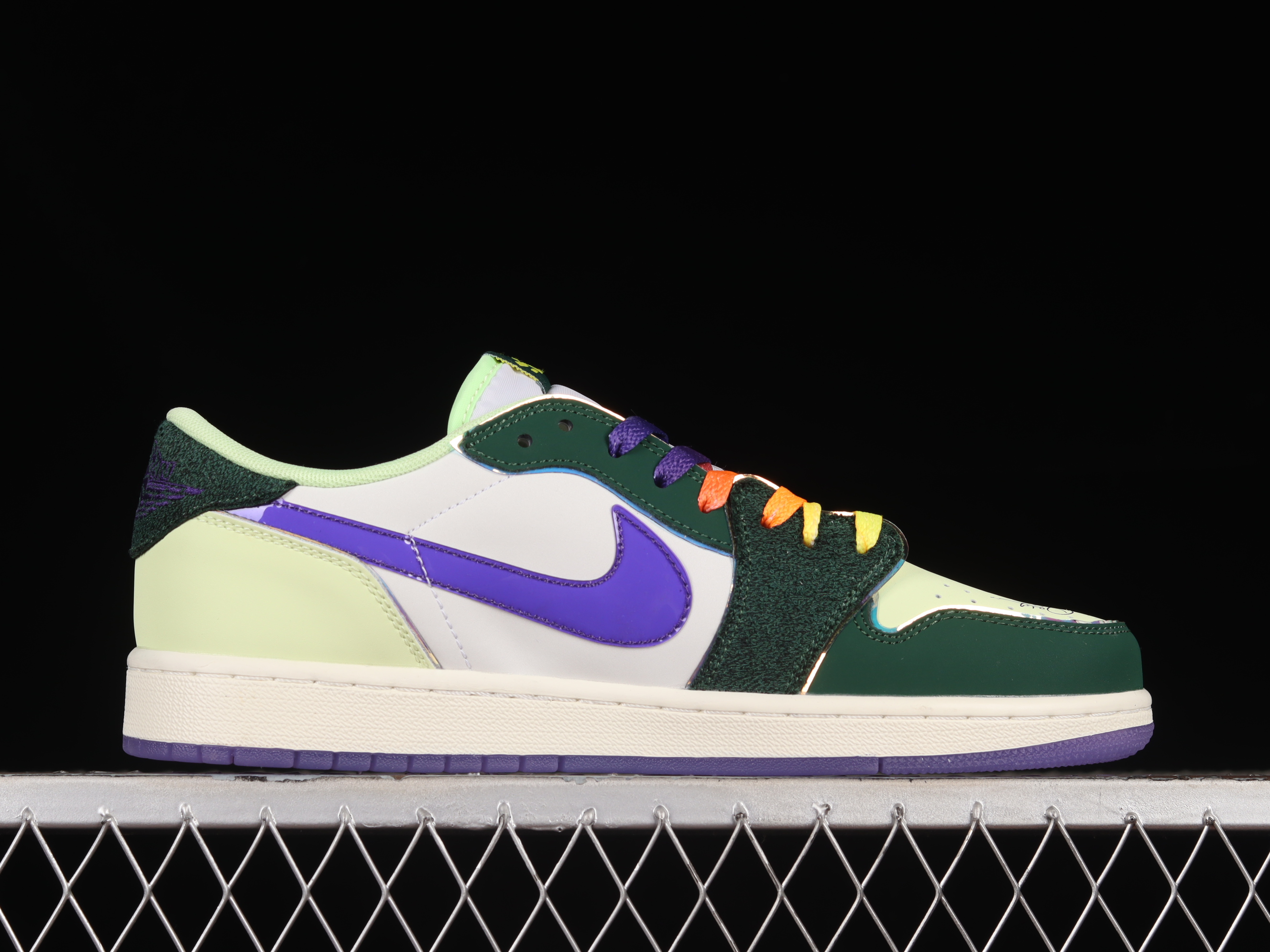 AJ1 low top