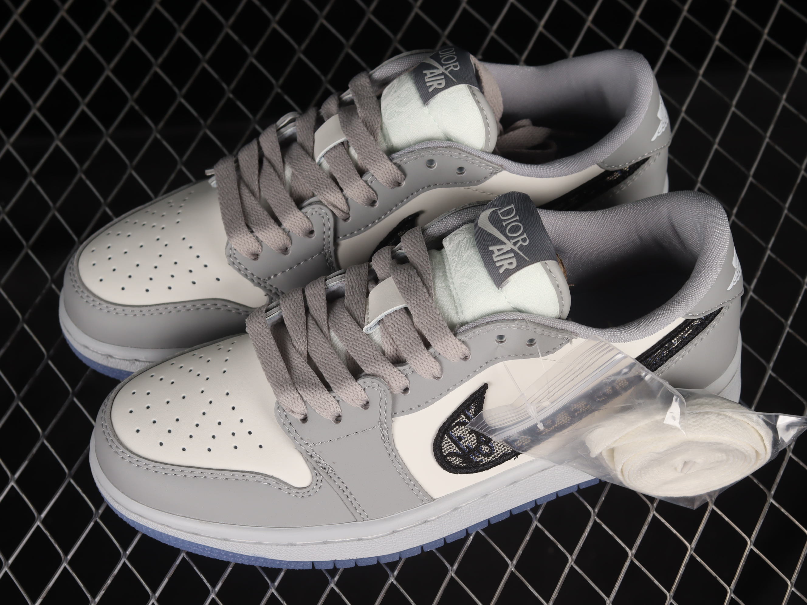 AJ1 low top