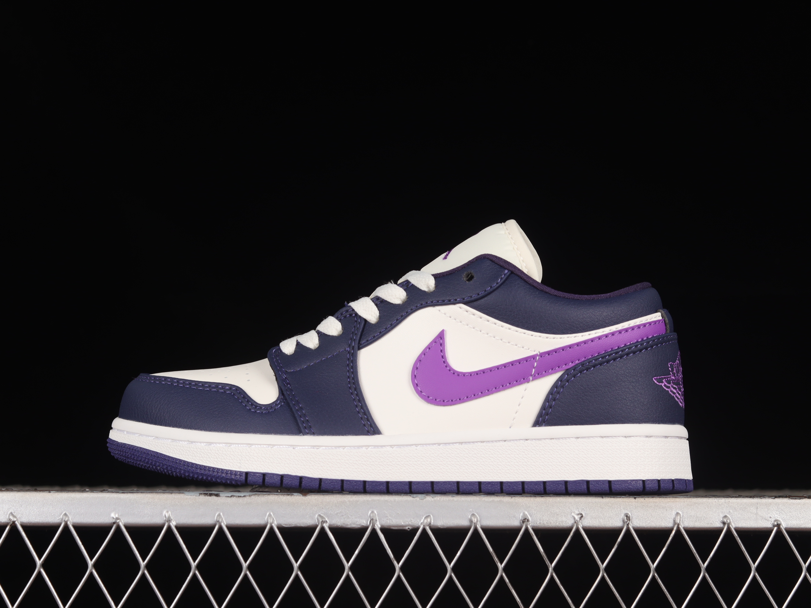 AJ1 low top