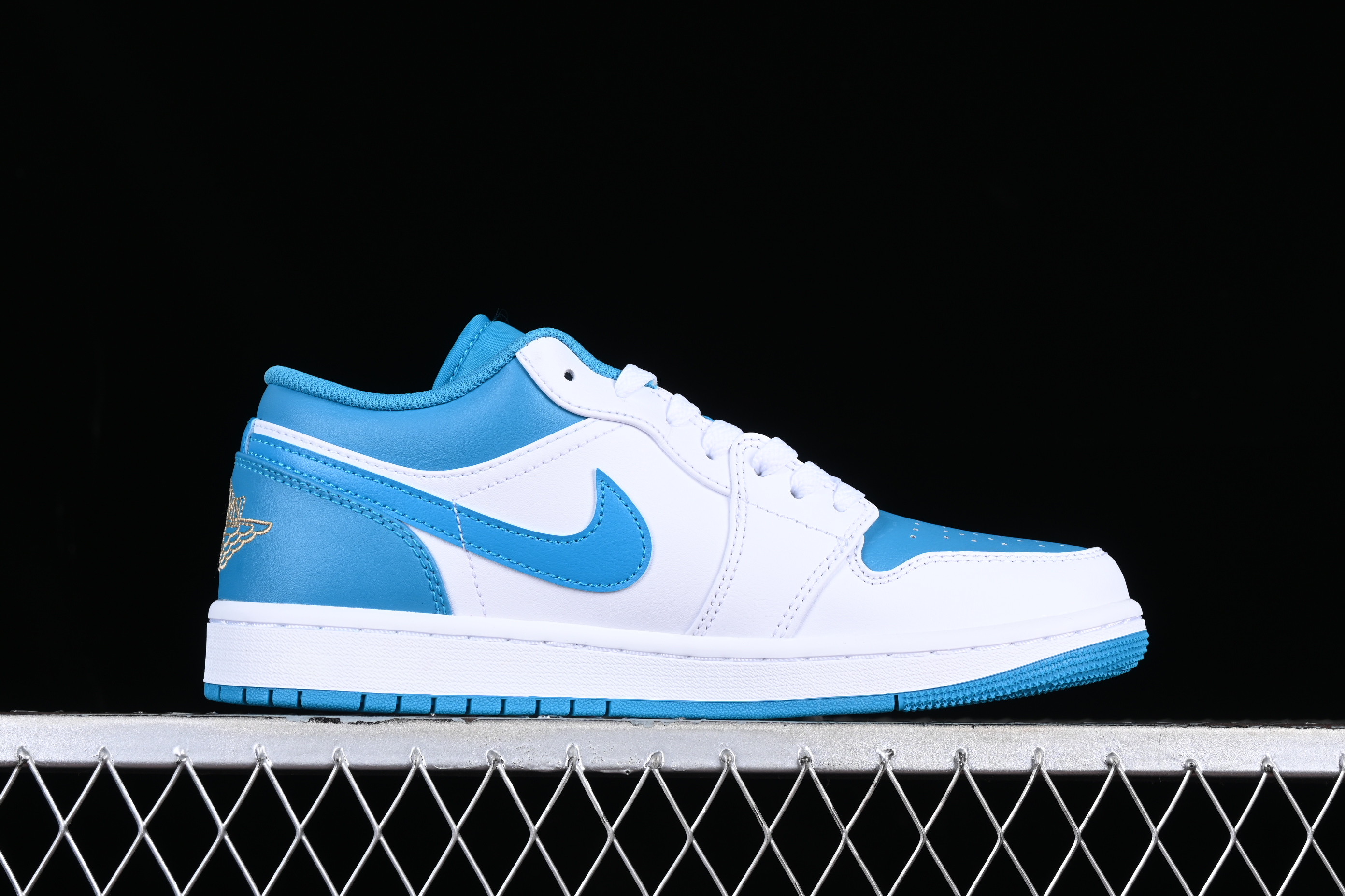 AJ1 low top