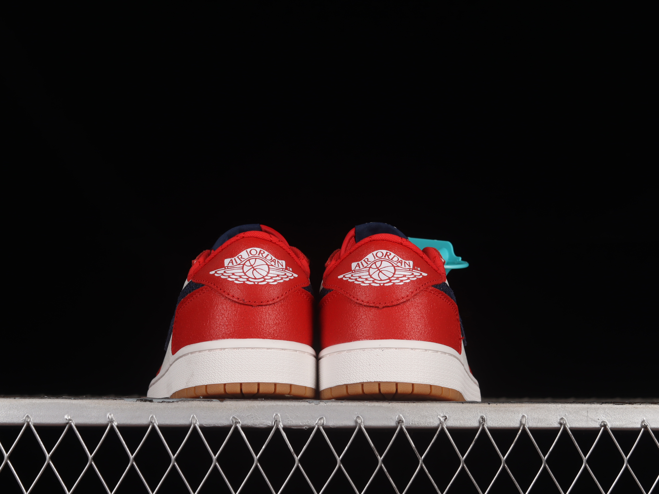 AJ1 low top