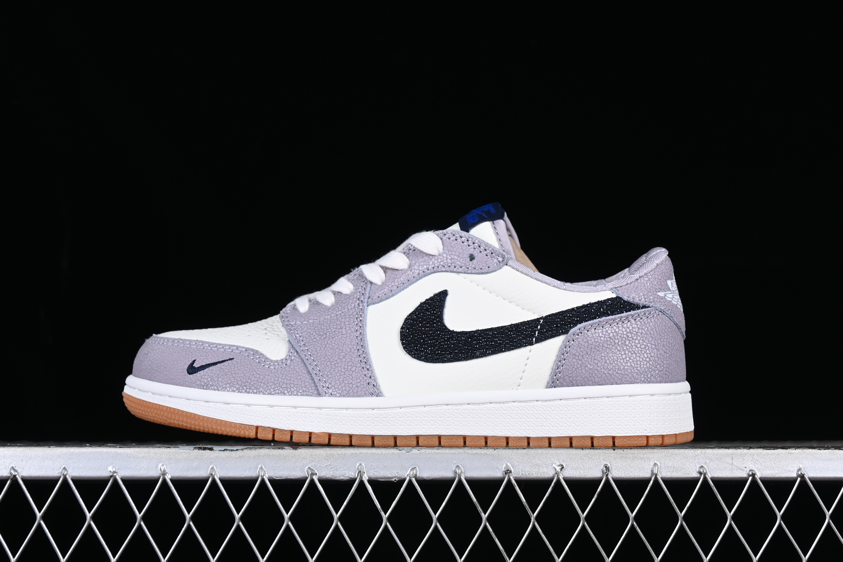 AJ1 low top