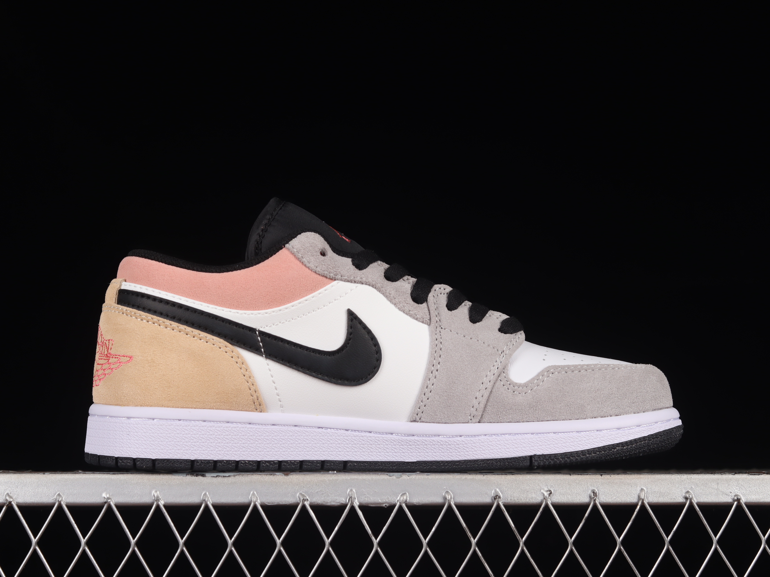 AJ1 low top