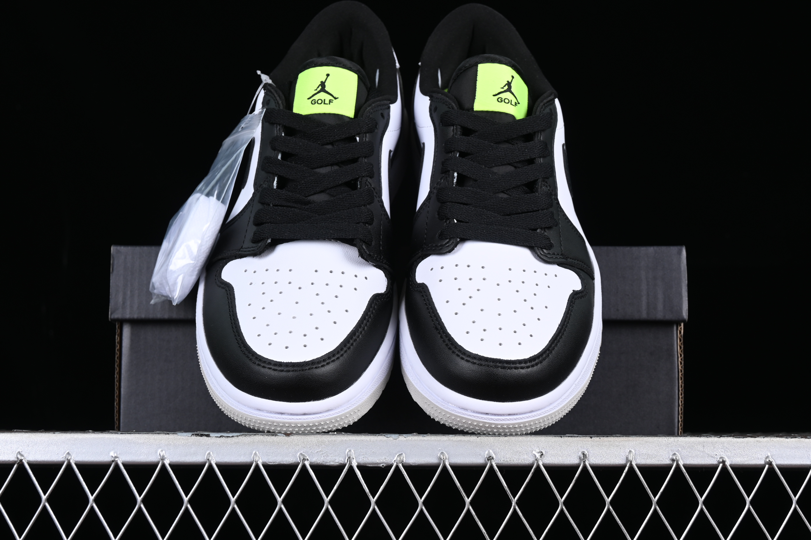 AJ1 low top