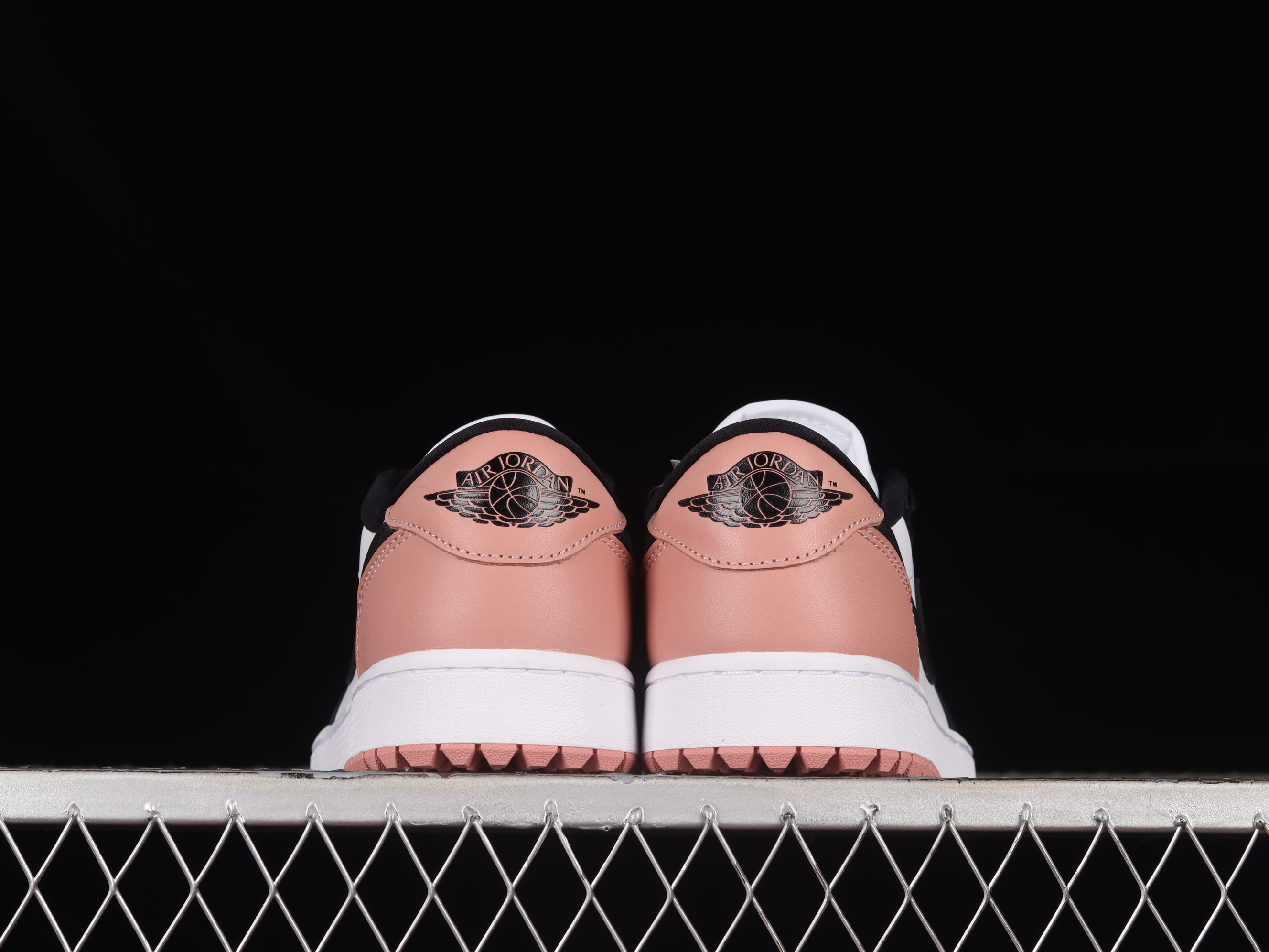 AJ1 low top